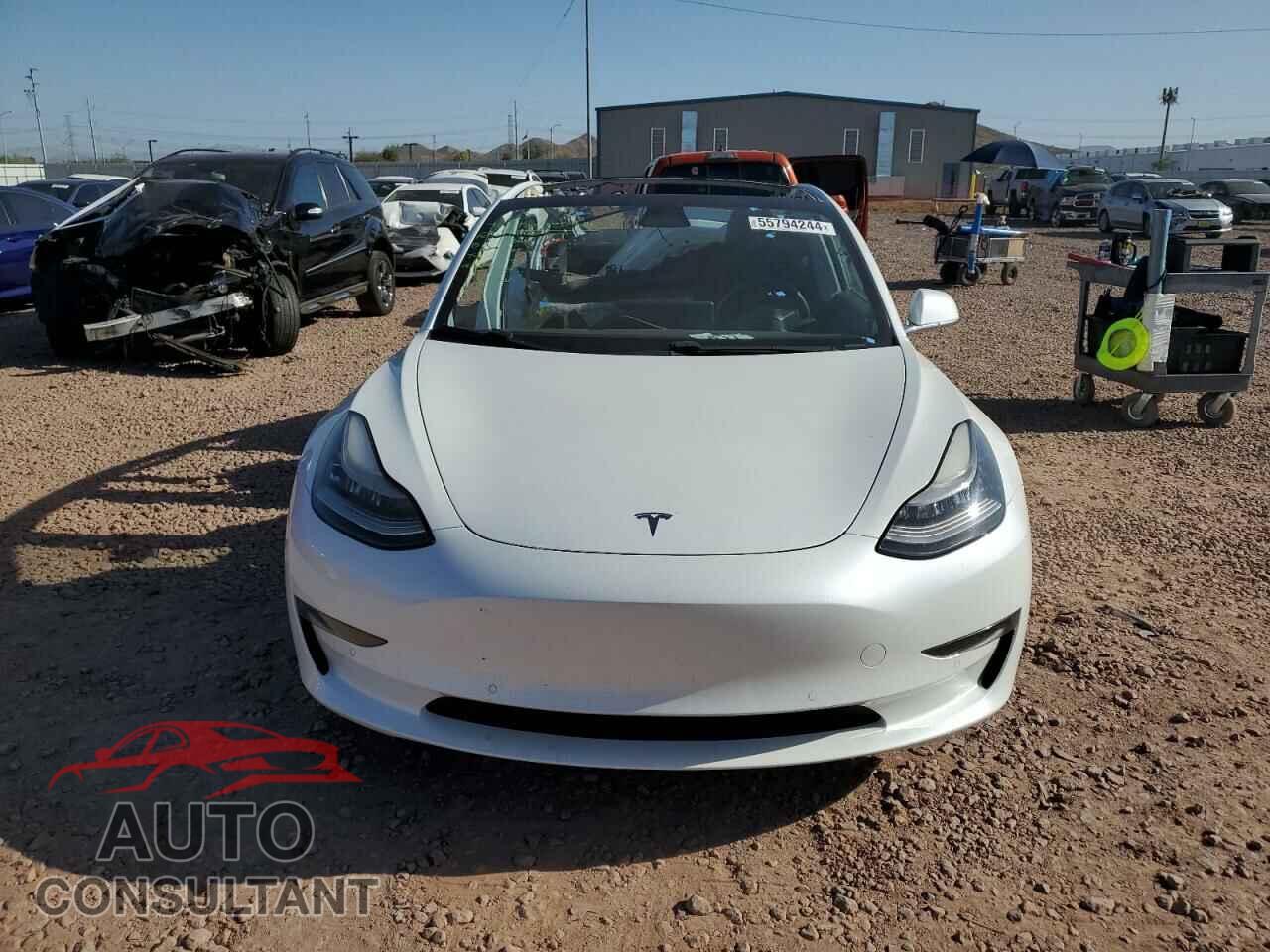 TESLA MODEL 3 2020 - 5YJ3E1EA5LF785403