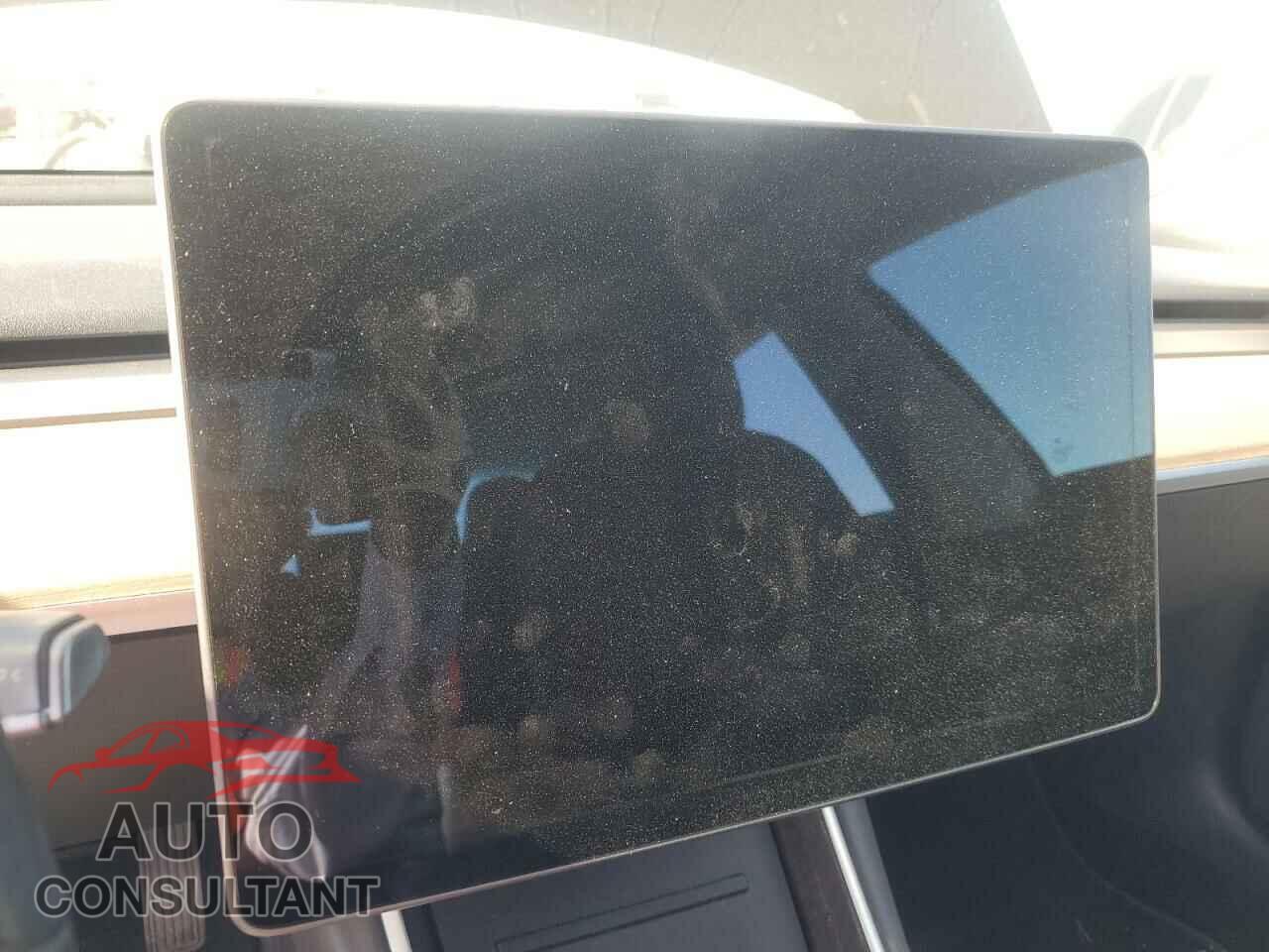 TESLA MODEL 3 2018 - 5YJ3E1EB8JF127483