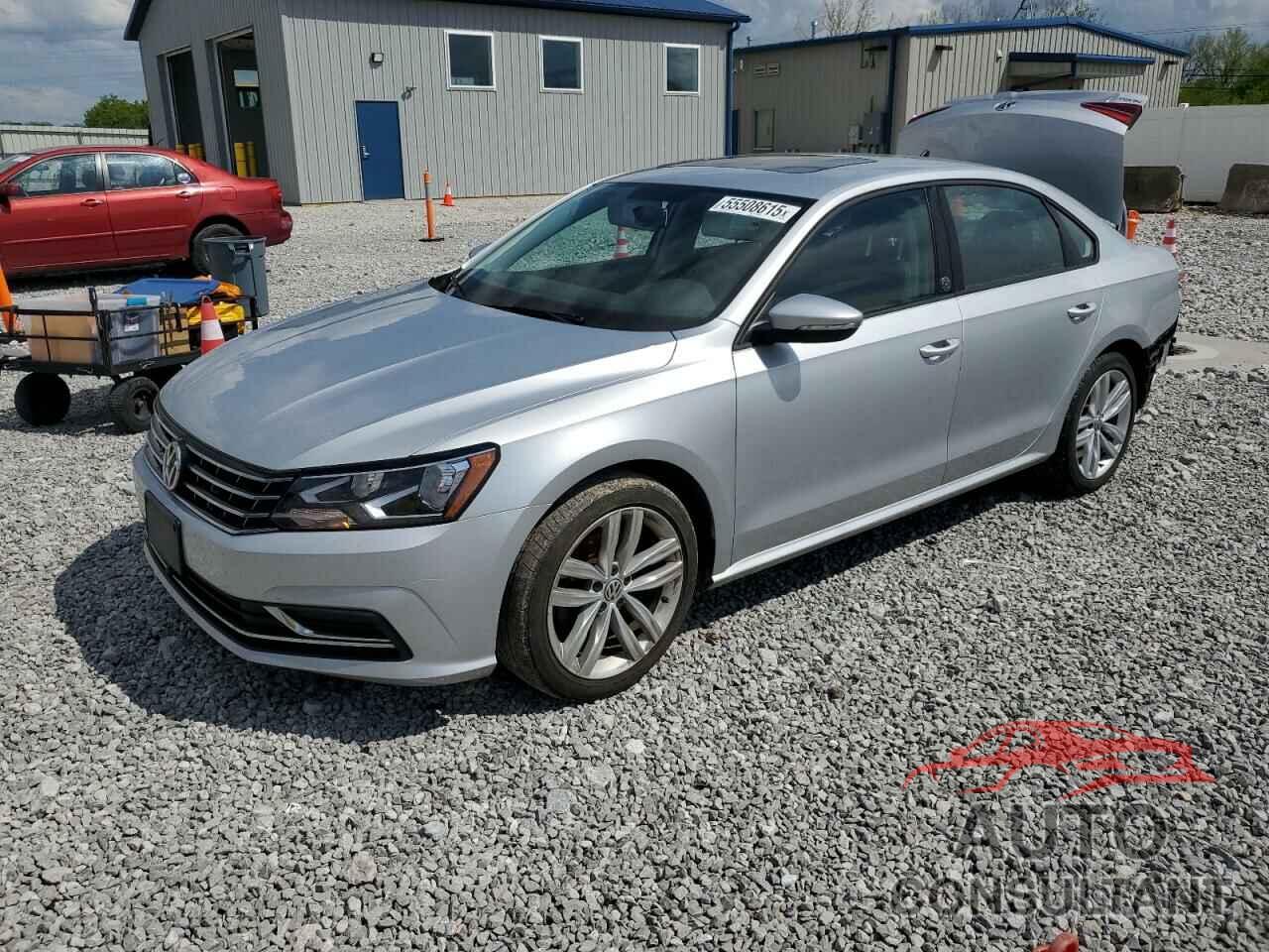 VOLKSWAGEN PASSAT 2019 - 1VWLA7A3XKC008777