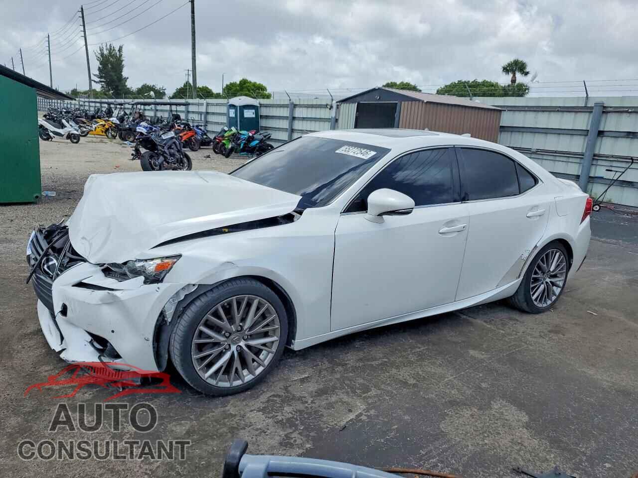 LEXUS IS 2016 - JTHBA1D21G5018980