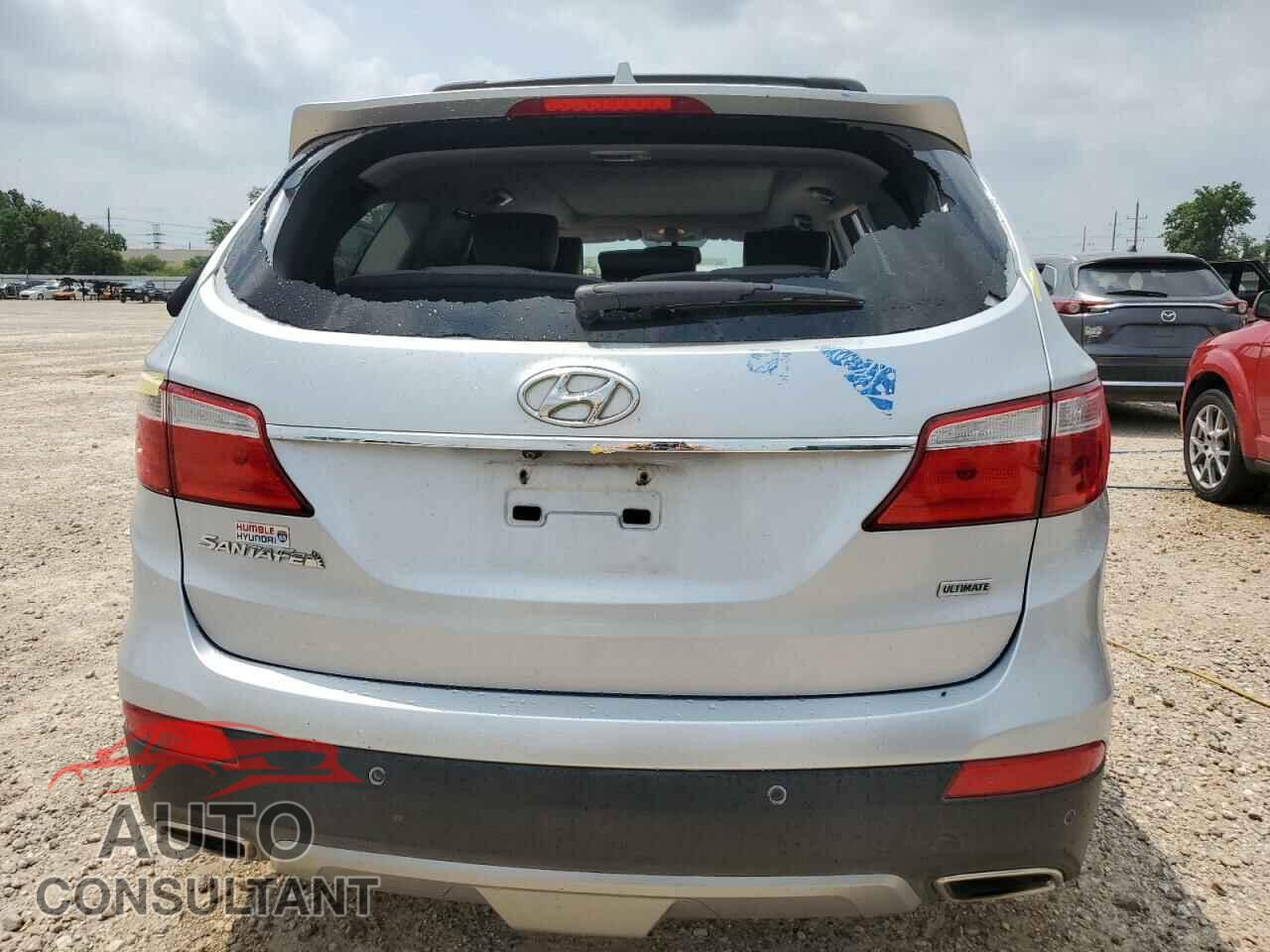 HYUNDAI SANTA FE 2016 - KM8SR4HF2GU132030
