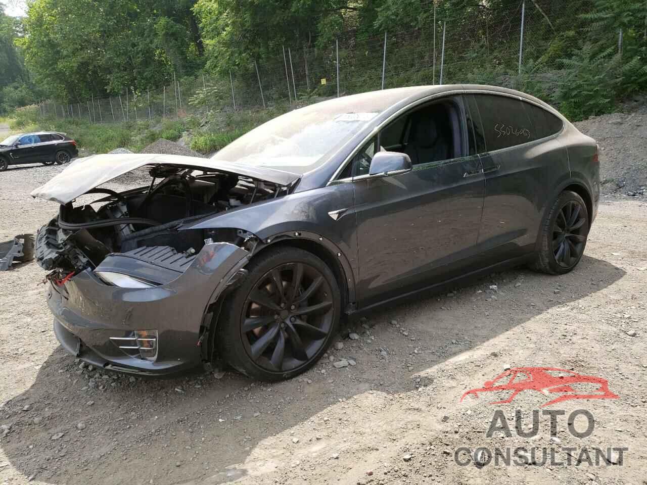 TESLA MODEL X 2018 - 5YJXCBE21JF133610