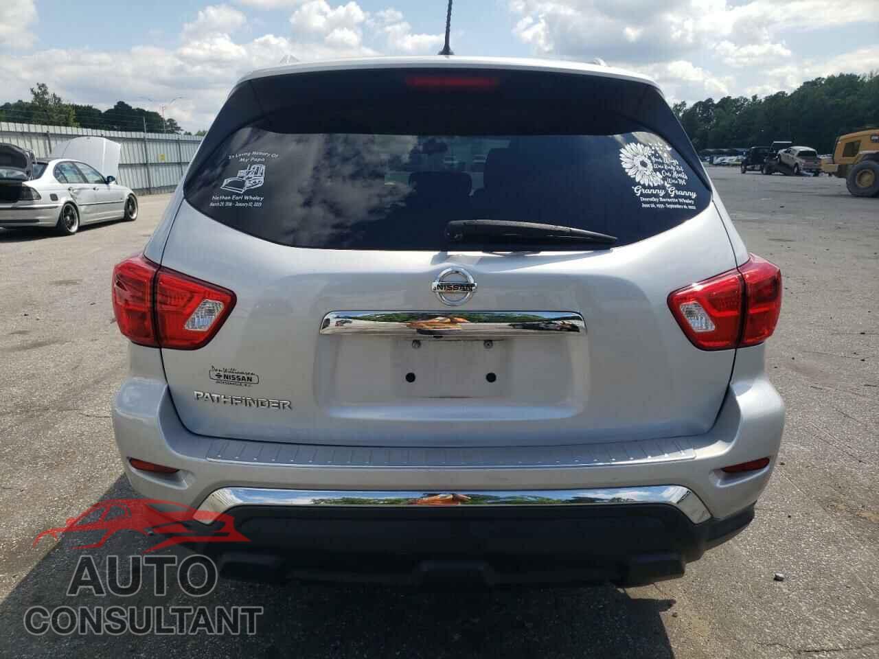 NISSAN PATHFINDER 2017 - 5N1DR2MN9HC680415