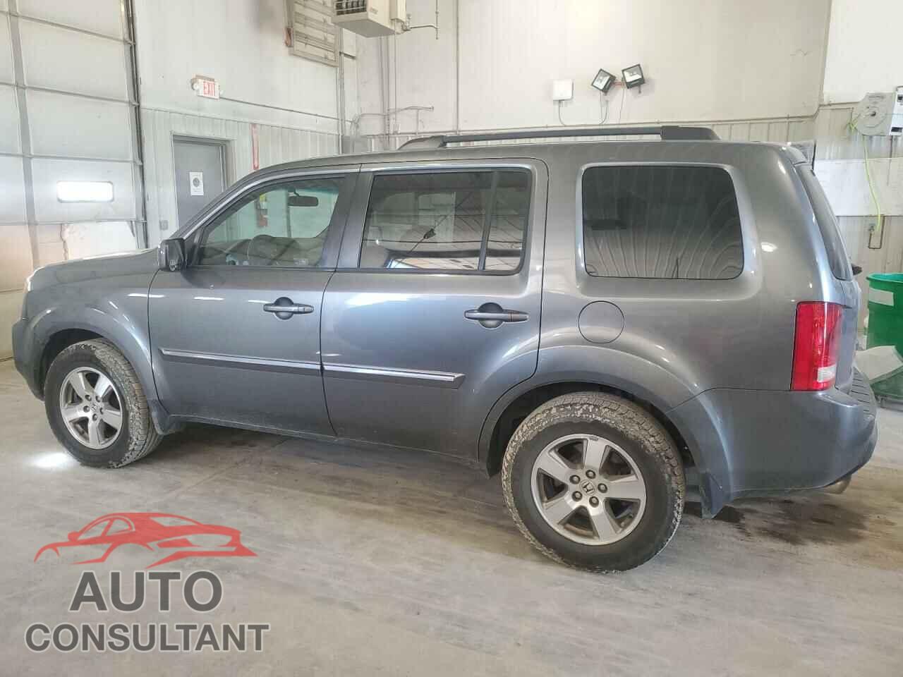 HONDA PILOT 2011 - 5FNYF4H4XBB016467