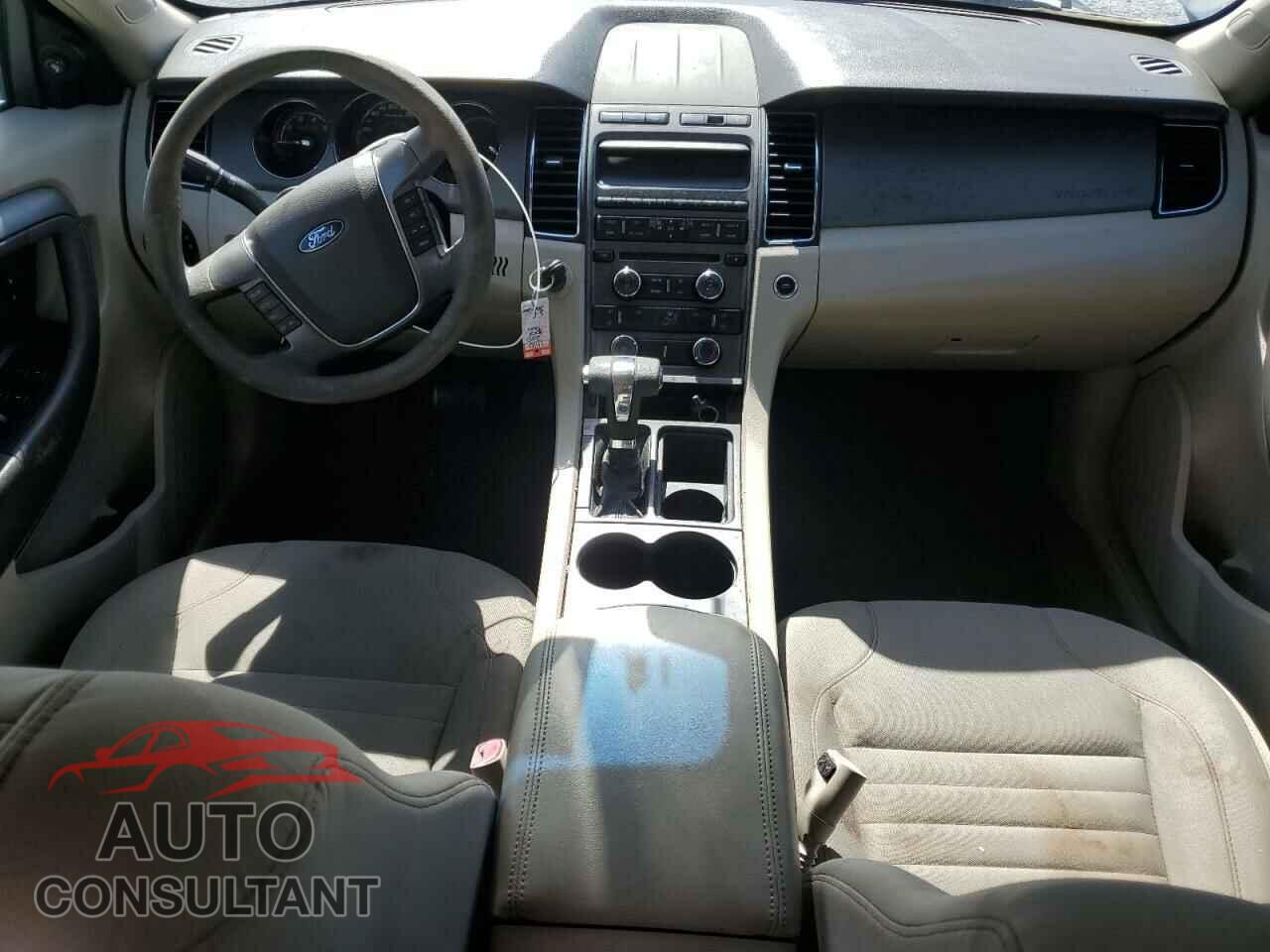 FORD TAURUS 2010 - 1FAHP2DW9AG135582