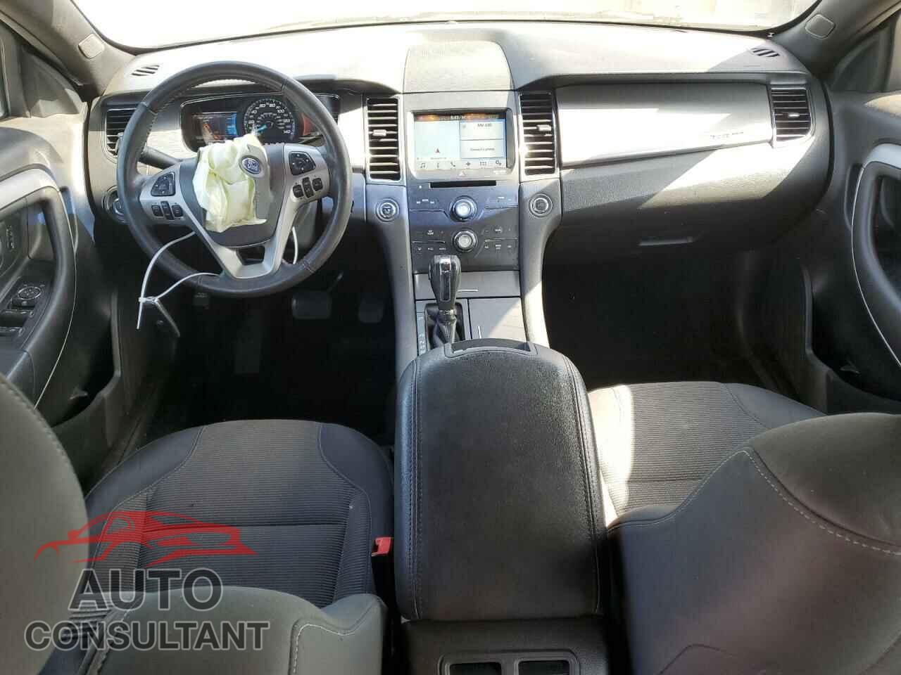 FORD TAURUS 2016 - 1FAHP2E81GG147458