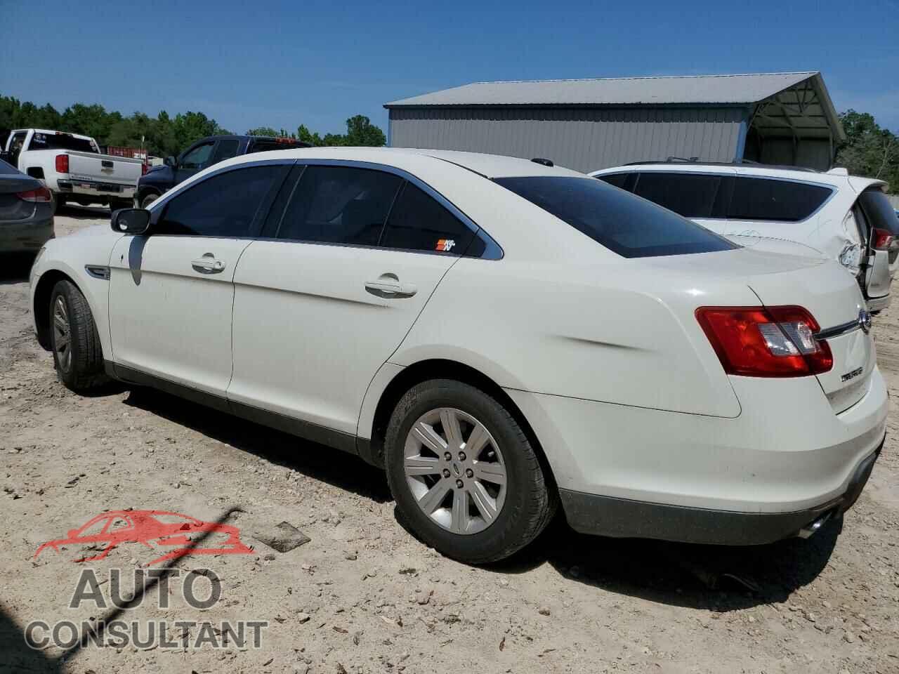 FORD TAURUS 2011 - 1FAHP2DW8BG141391