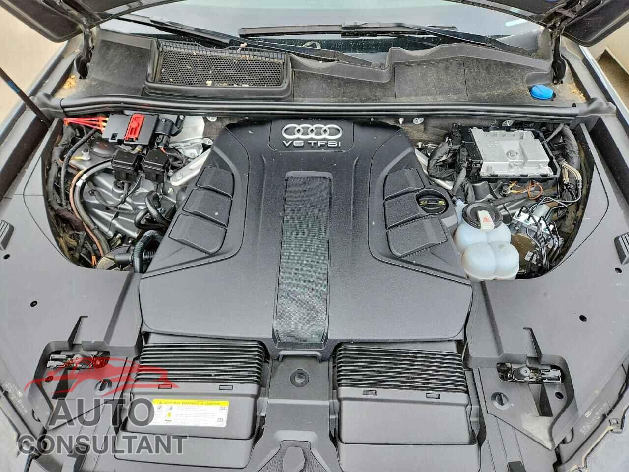 AUDI Q7 2018 - WA1VAAF7XJD014344
