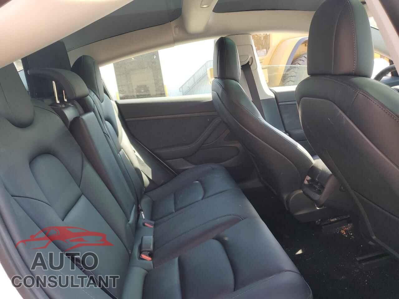 TESLA MODEL 3 2021 - 5YJ3E1EA0MF848733
