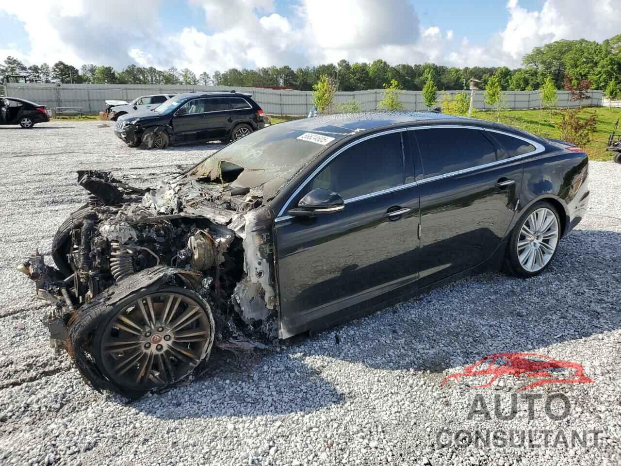 JAGUAR XJ 2015 - SAJWJ2GD7F8V90494