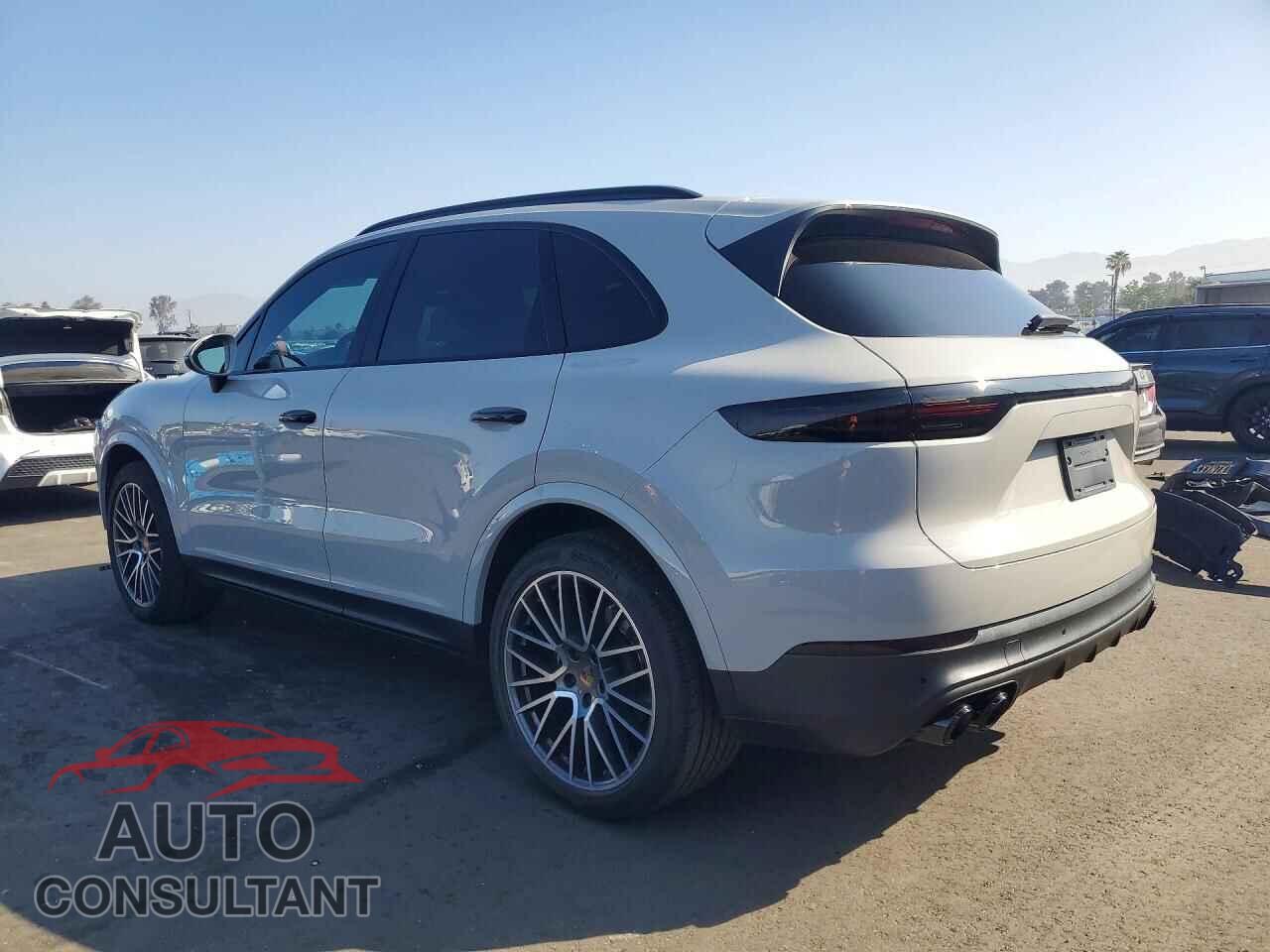 PORSCHE CAYENNE 2020 - WP1AA2AY2LDA04645