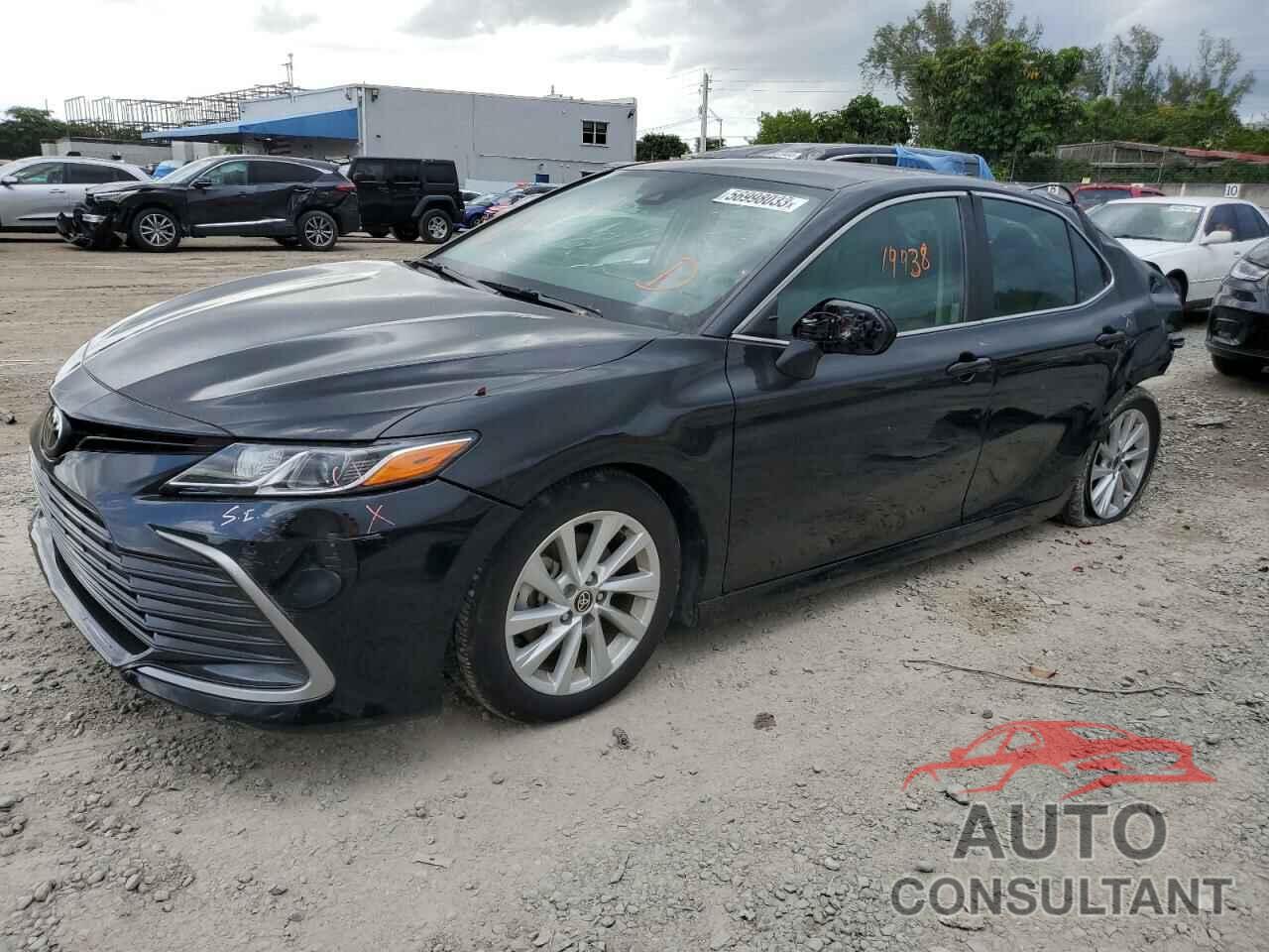 TOYOTA CAMRY 2021 - 4T1C11AK9MU616550