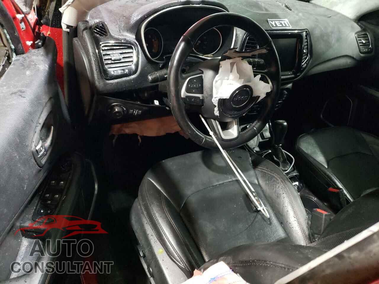 JEEP COMPASS 2020 - 3C4NJDCB4LT131852