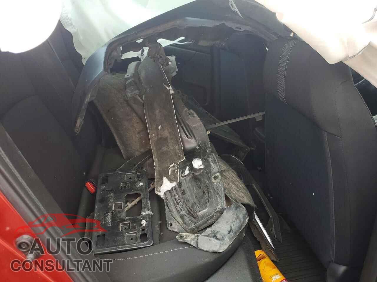 HONDA CIVIC 2019 - 2HGFC2F68KH516793
