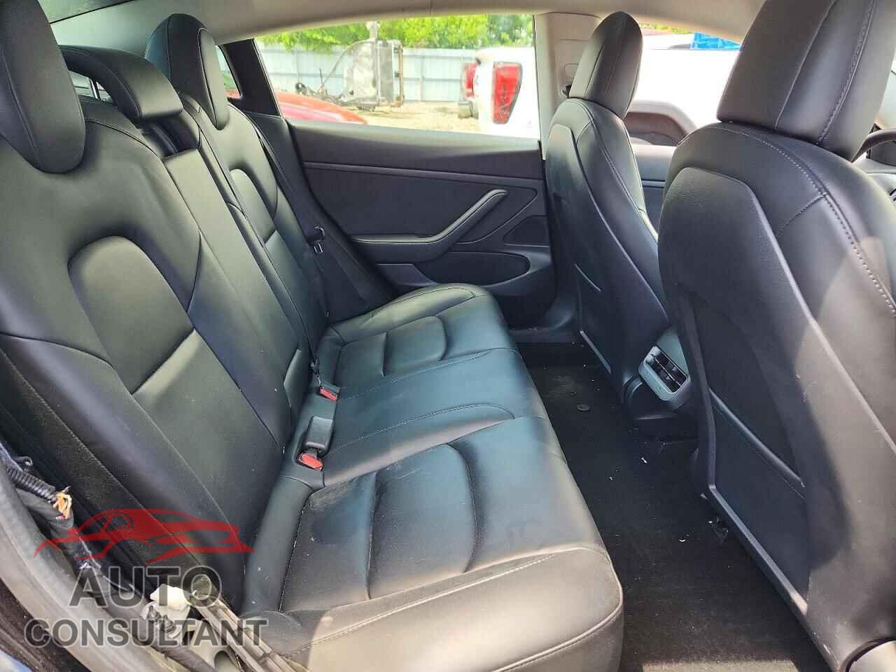 TESLA MODEL 3 2020 - 5YJ3E1EA4LF784744
