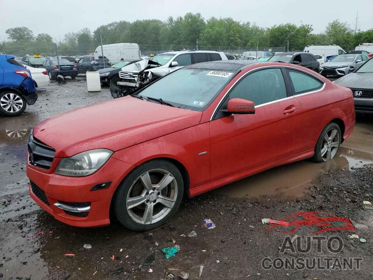MERCEDES-BENZ C-CLASS 2012 - WDDGJ4HB7CF926198