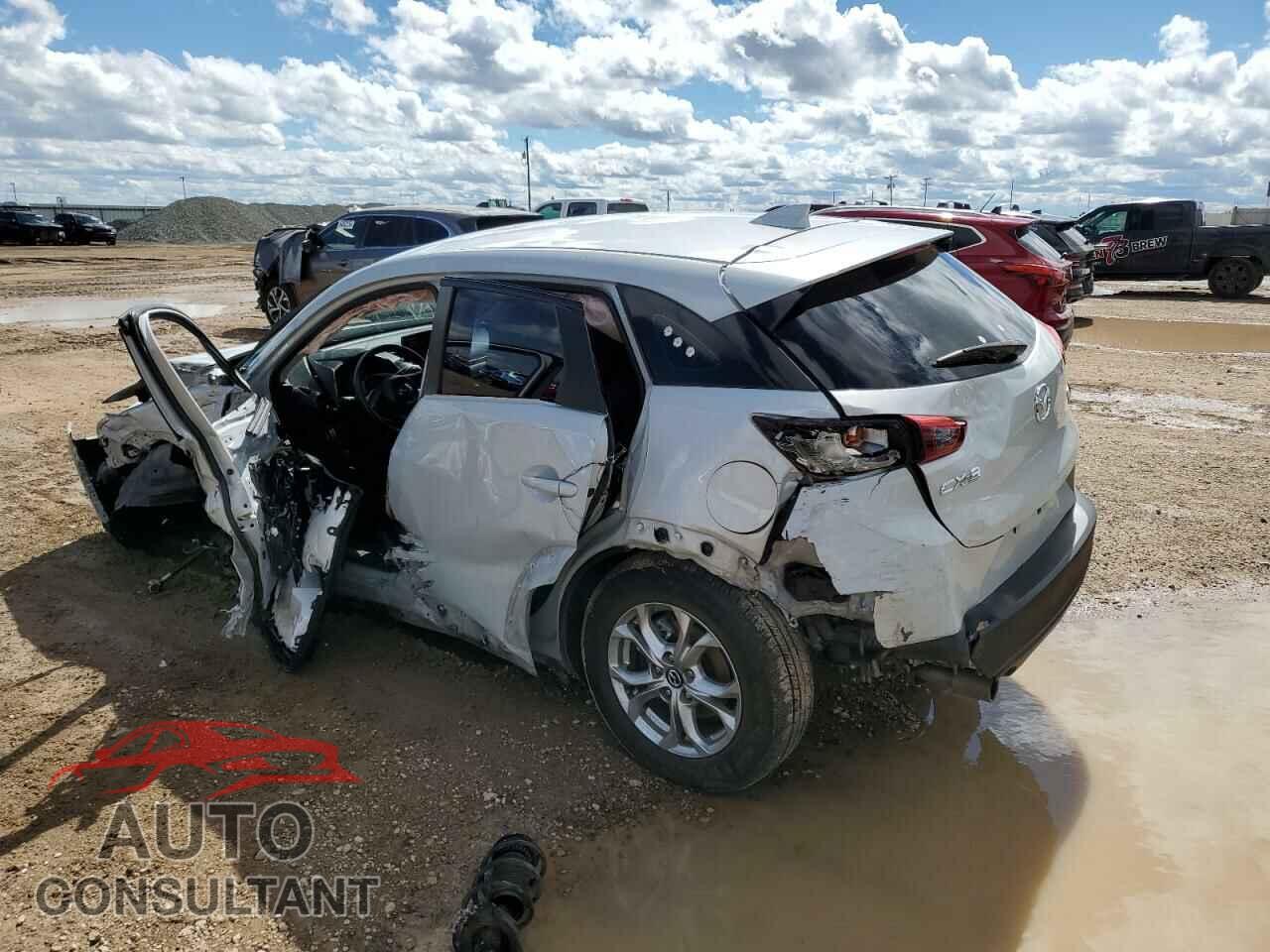 MAZDA CX-3 2018 - JM1DKDB75J0306299
