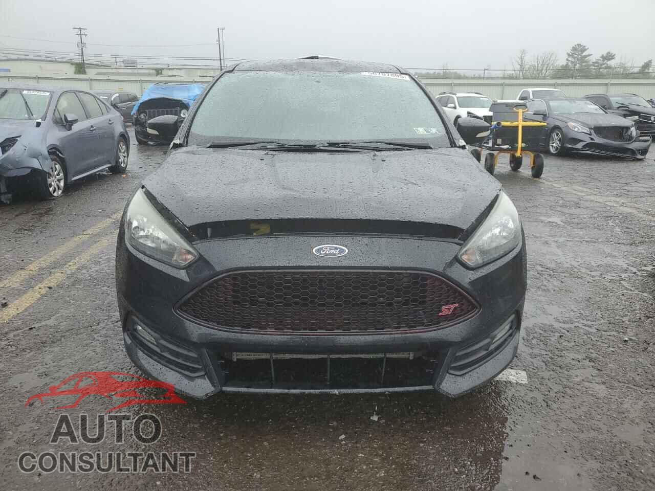FORD FOCUS 2015 - 1FADP3L97FL334144