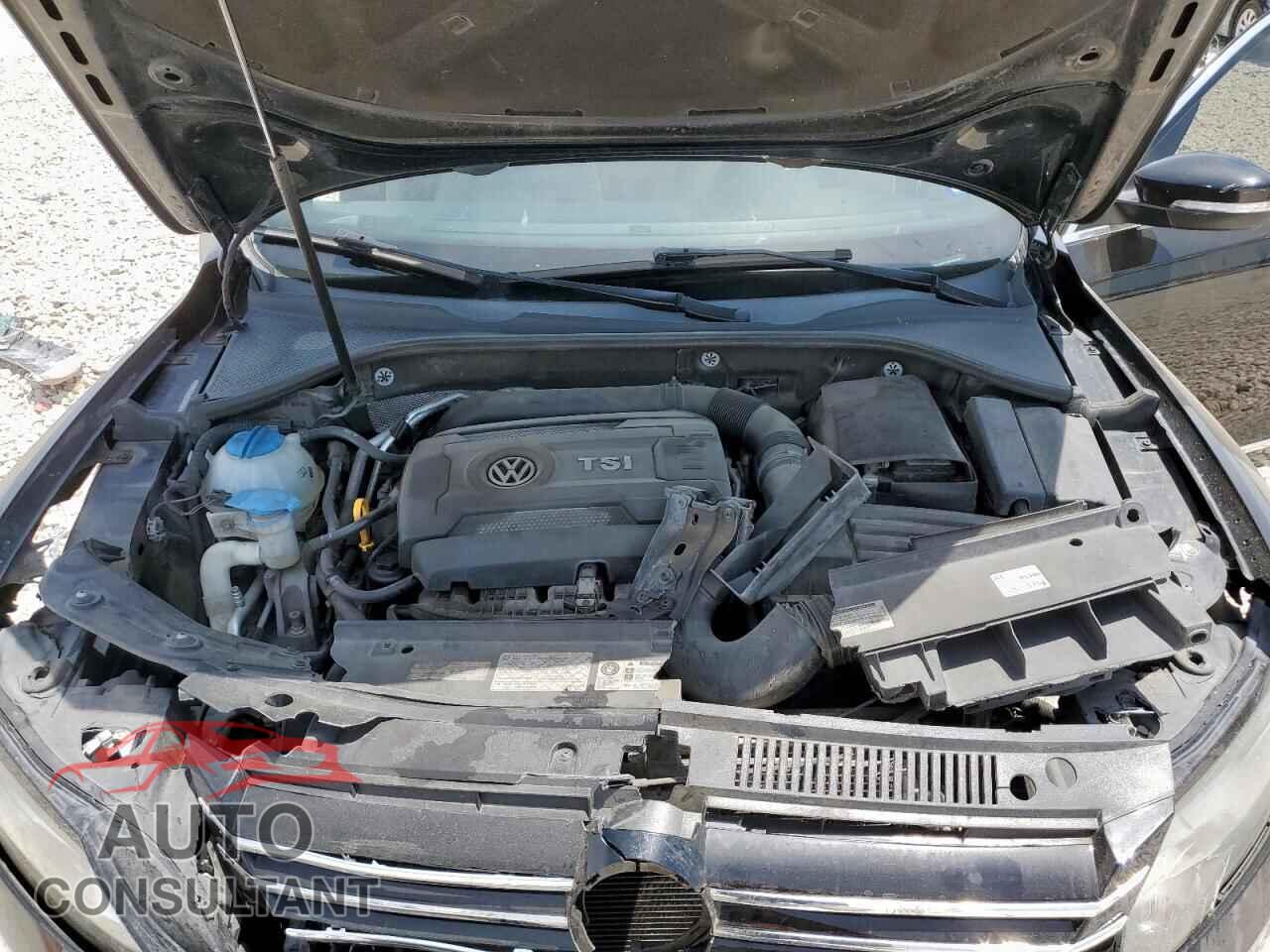 VOLKSWAGEN PASSAT 2014 - 1VWCS7A32EC061667
