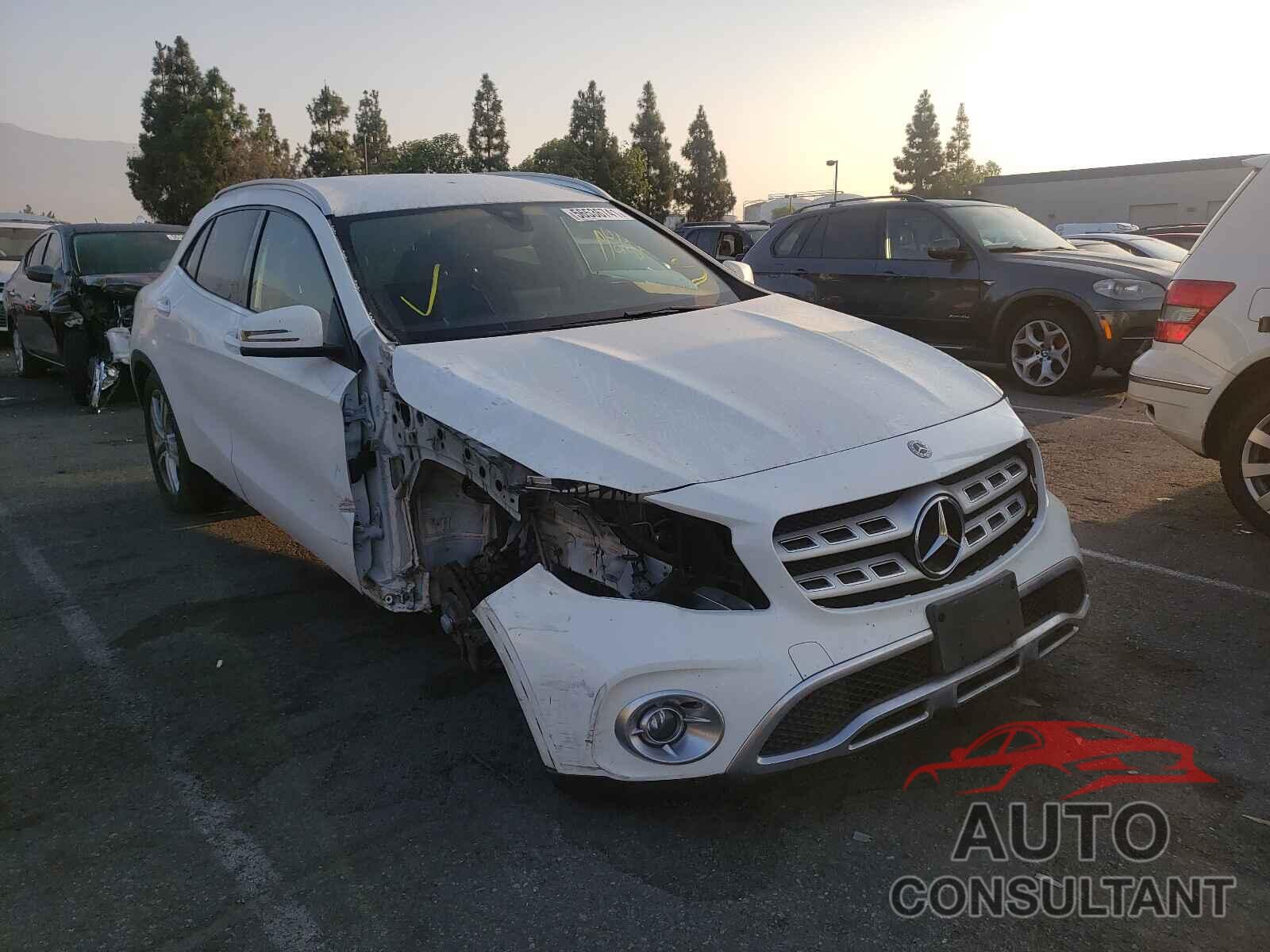 MERCEDES-BENZ GLA-CLASS 2019 - WDCTG4EB2KU002056