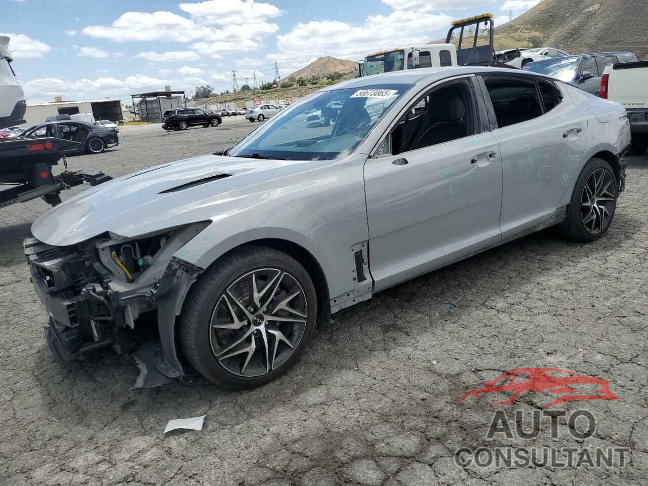 KIA STINGER 2022 - KNAE35LD5N6110682
