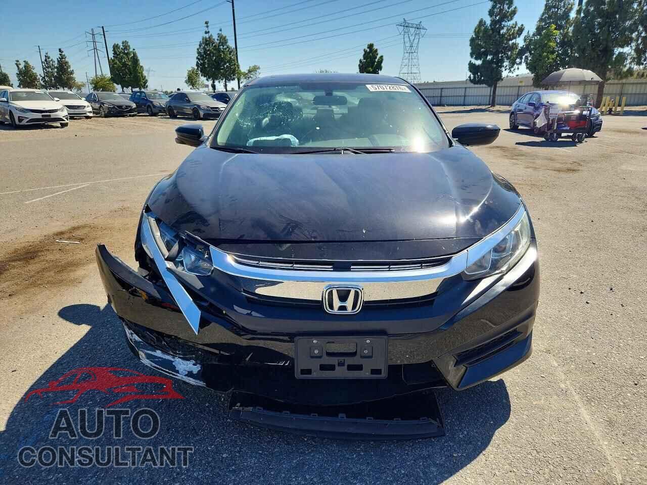 HONDA CIVIC 2018 - 2HGFC2F76JH508182