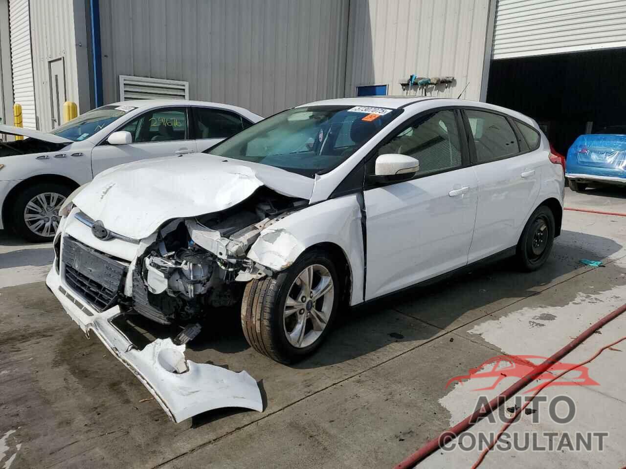 FORD FOCUS 2014 - 1FADP3K24EL345833