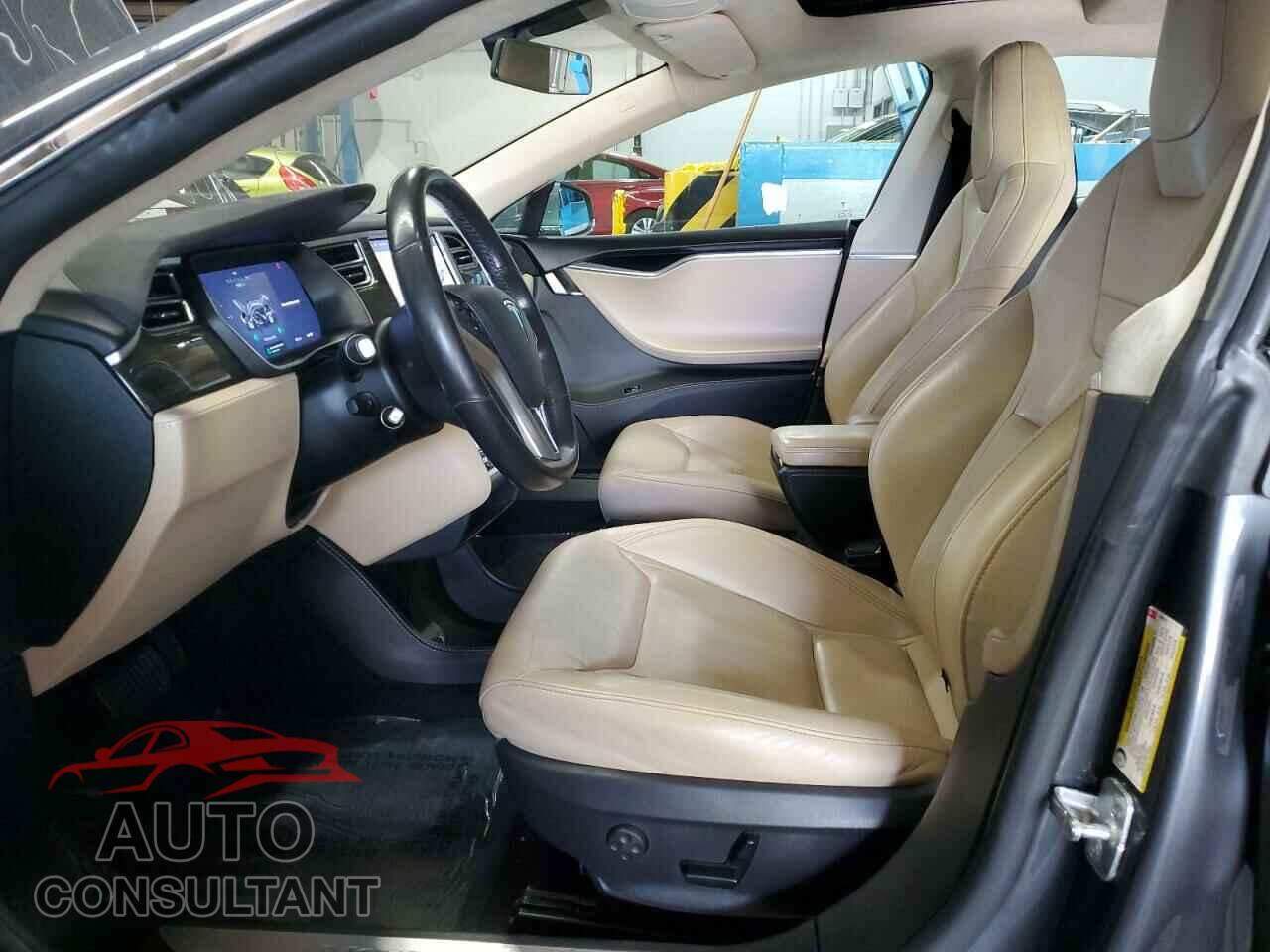TESLA MODEL S 2015 - 5YJSA1V21FF100253