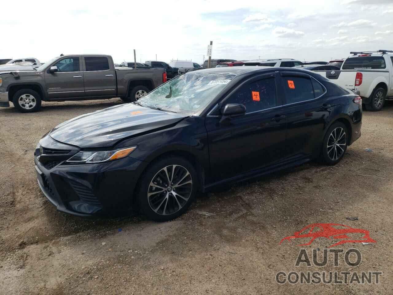 TOYOTA CAMRY 2018 - 4T1B11HK3JU033890
