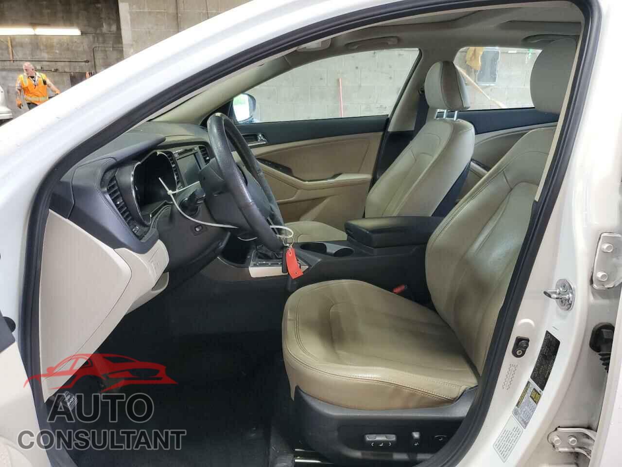 KIA OPTIMA 2011 - KNAGM4AD3B5000251