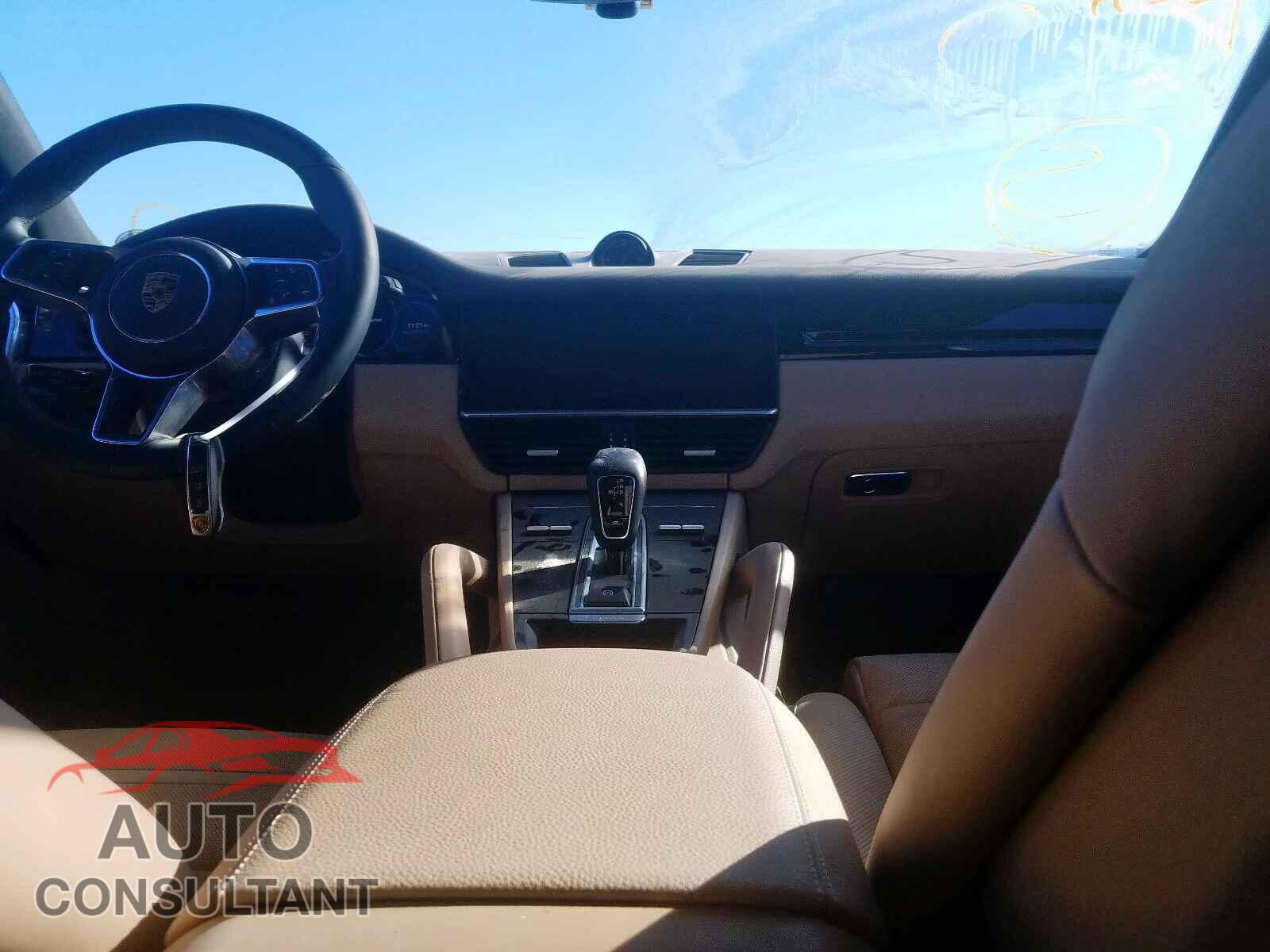 PORSCHE CAYENNE 2019 - WP1AA2AY3KDA11747