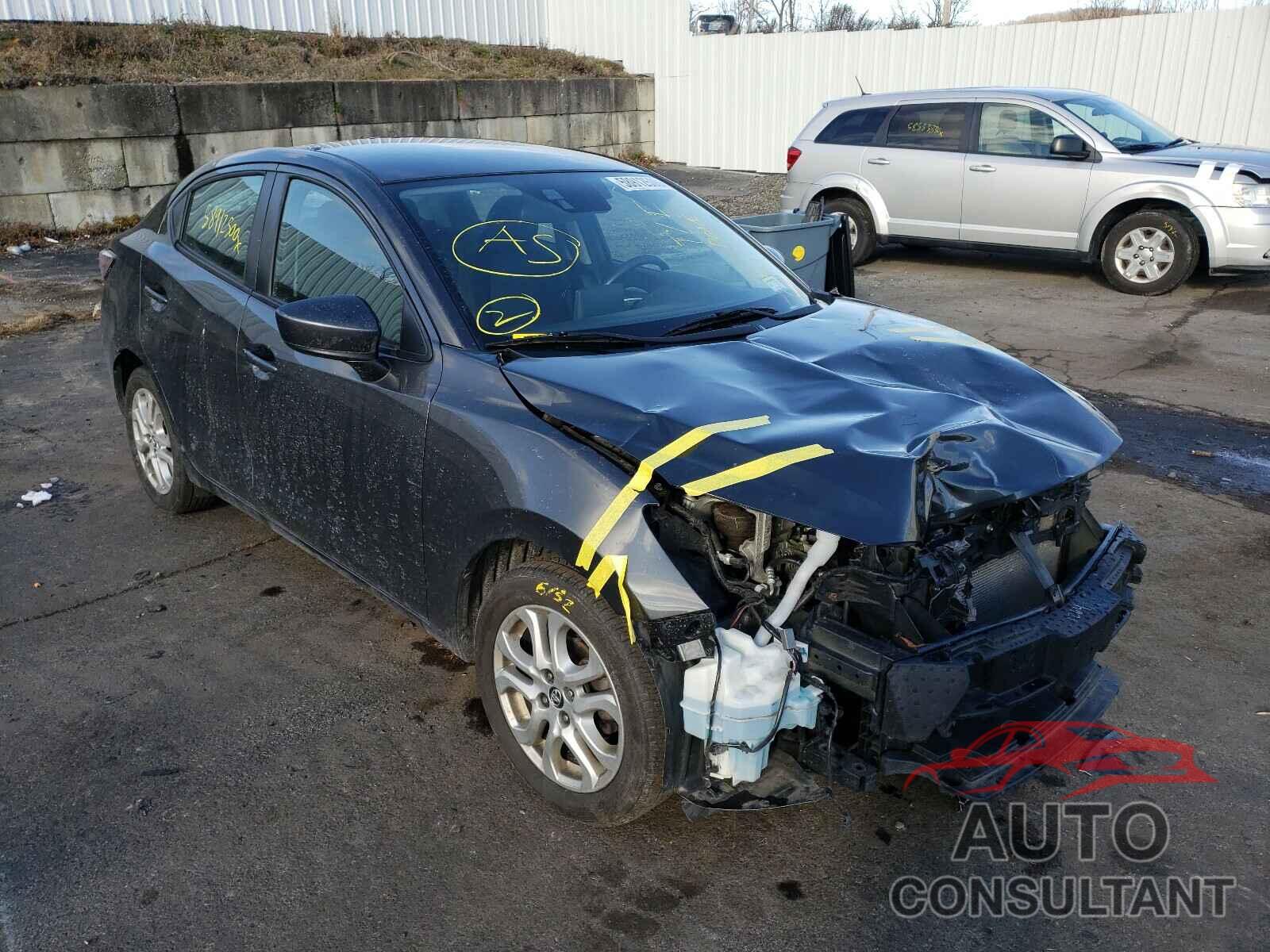 TOYOTA YARIS 2018 - 3MYDLBYV6JY322879