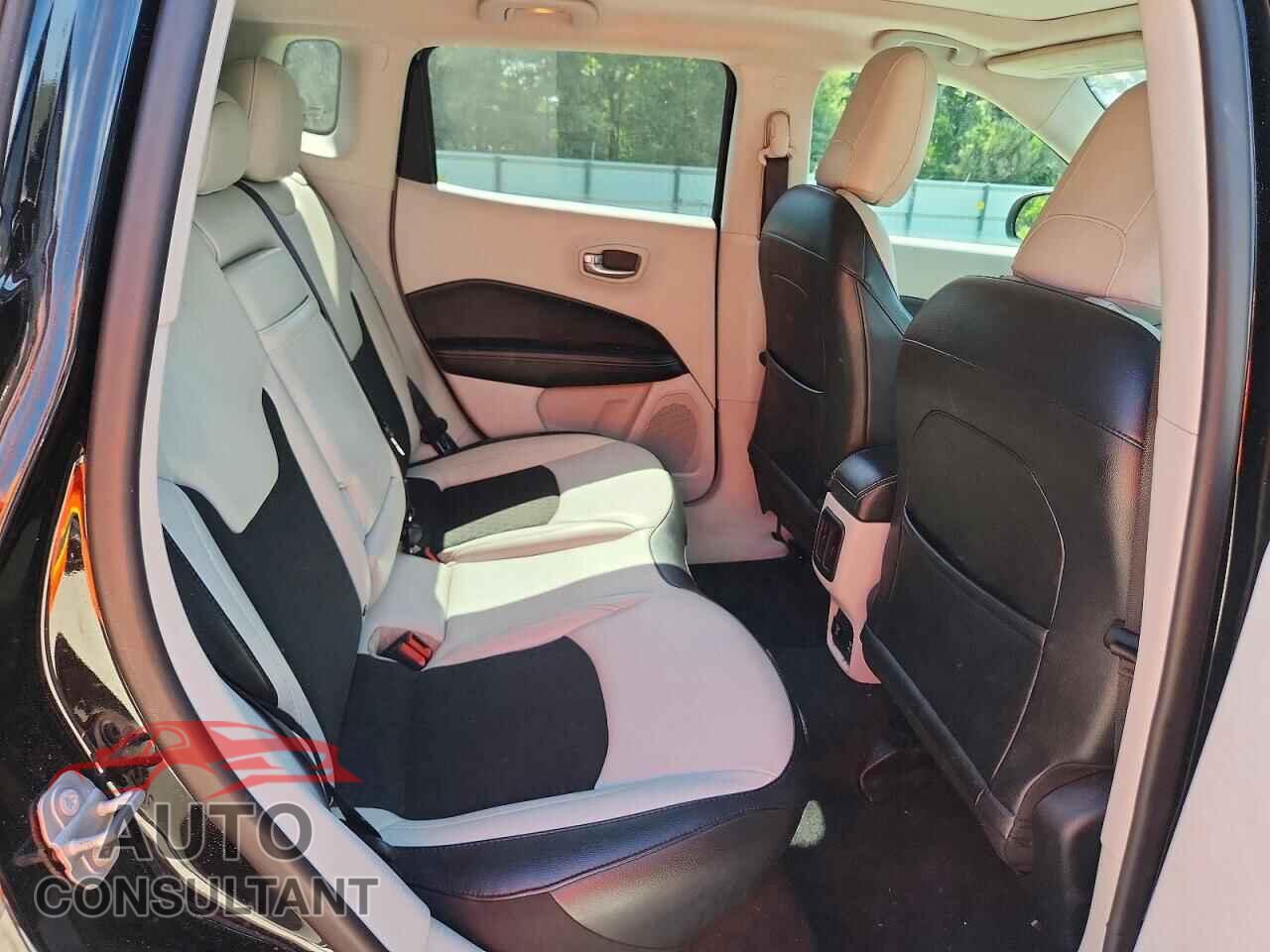 JEEP COMPASS 2019 - 3C4NJCBBXKT730748