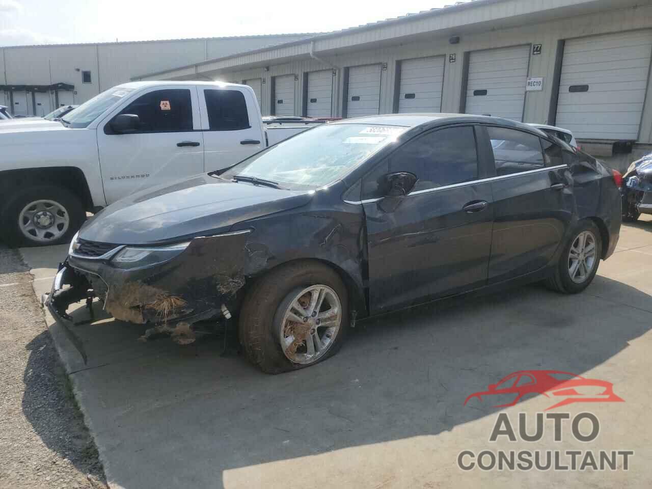 CHEVROLET CRUZE 2017 - 1G1BE5SM1H7172573