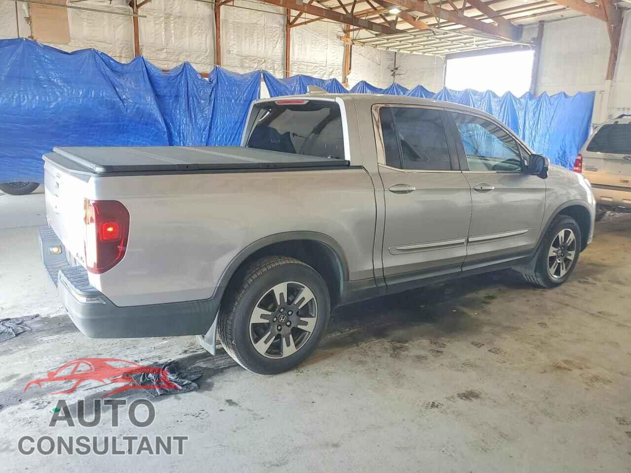 HONDA RIDGELINE 2017 - 5FPYK3F61HB018540