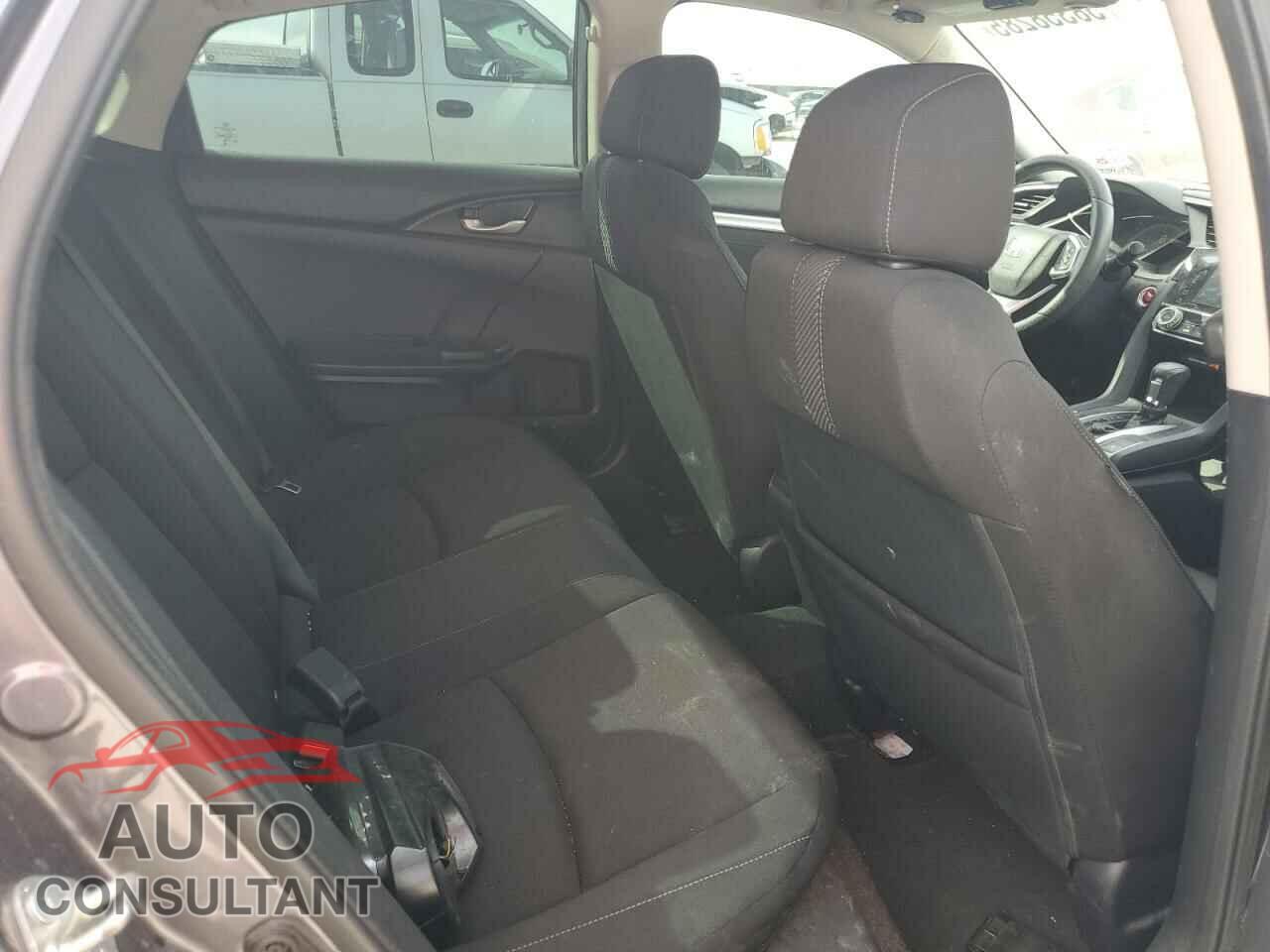 HONDA CIVIC 2017 - 19XFC2F75HE071019