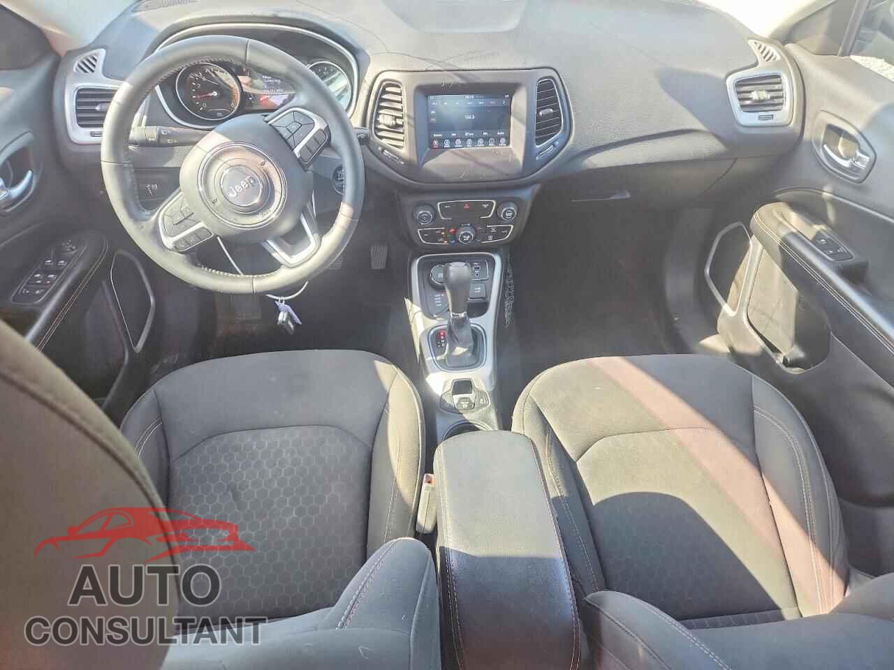 JEEP COMPASS 2019 - 3C4NJDAB9KT668606
