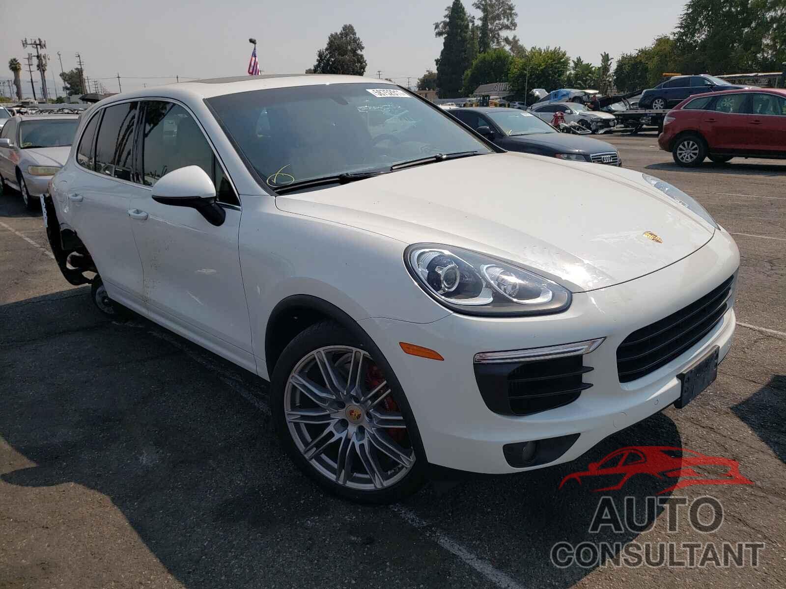 PORSCHE CAYENNE 2016 - WP1AB2A2XGLA96897