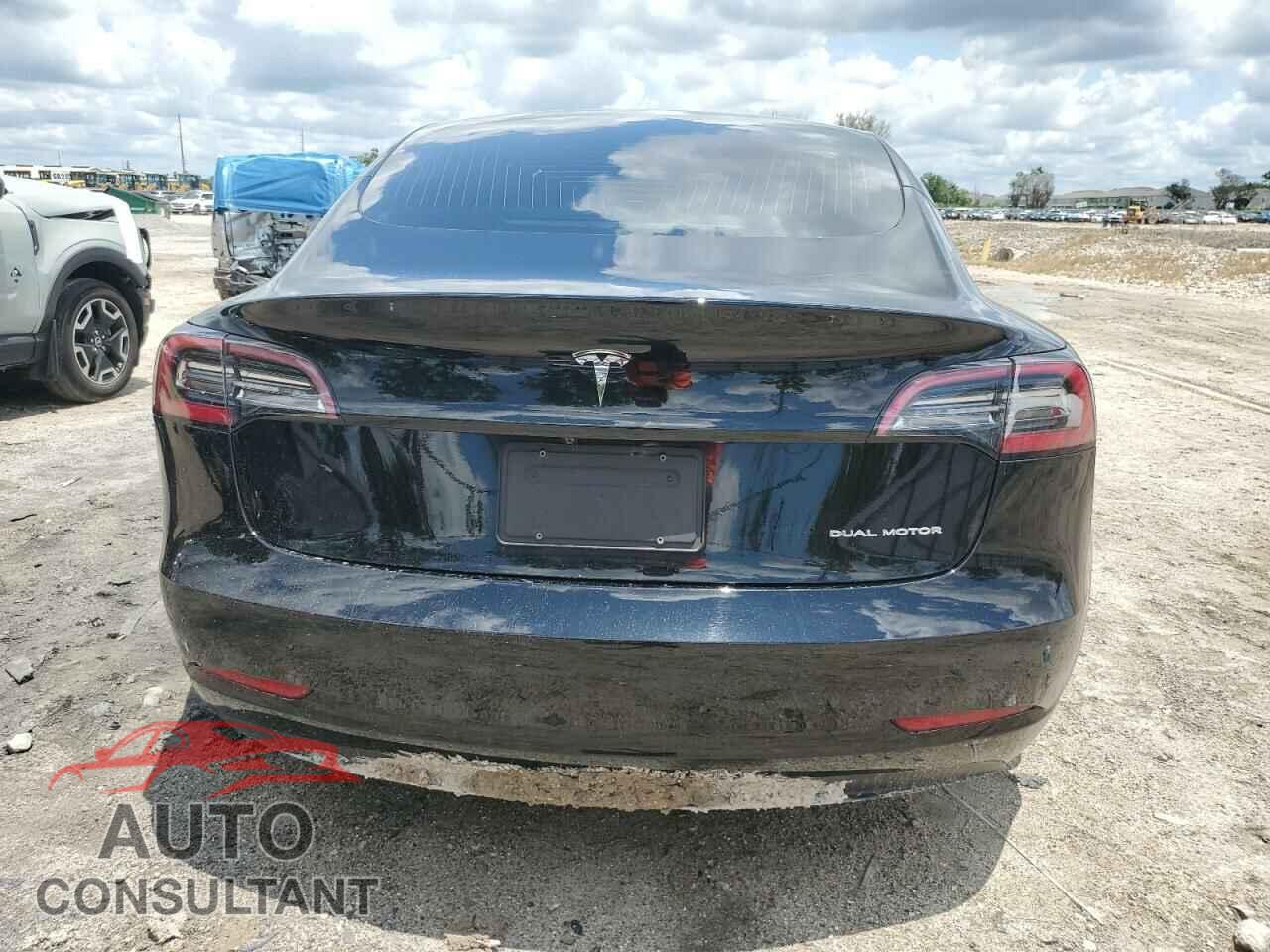 TESLA MODEL 3 2020 - 5YJ3E1EB0LF668479