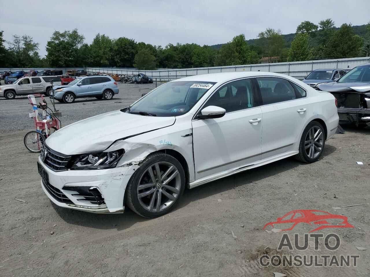 VOLKSWAGEN PASSAT 2017 - 1VWDT7A38HC080634