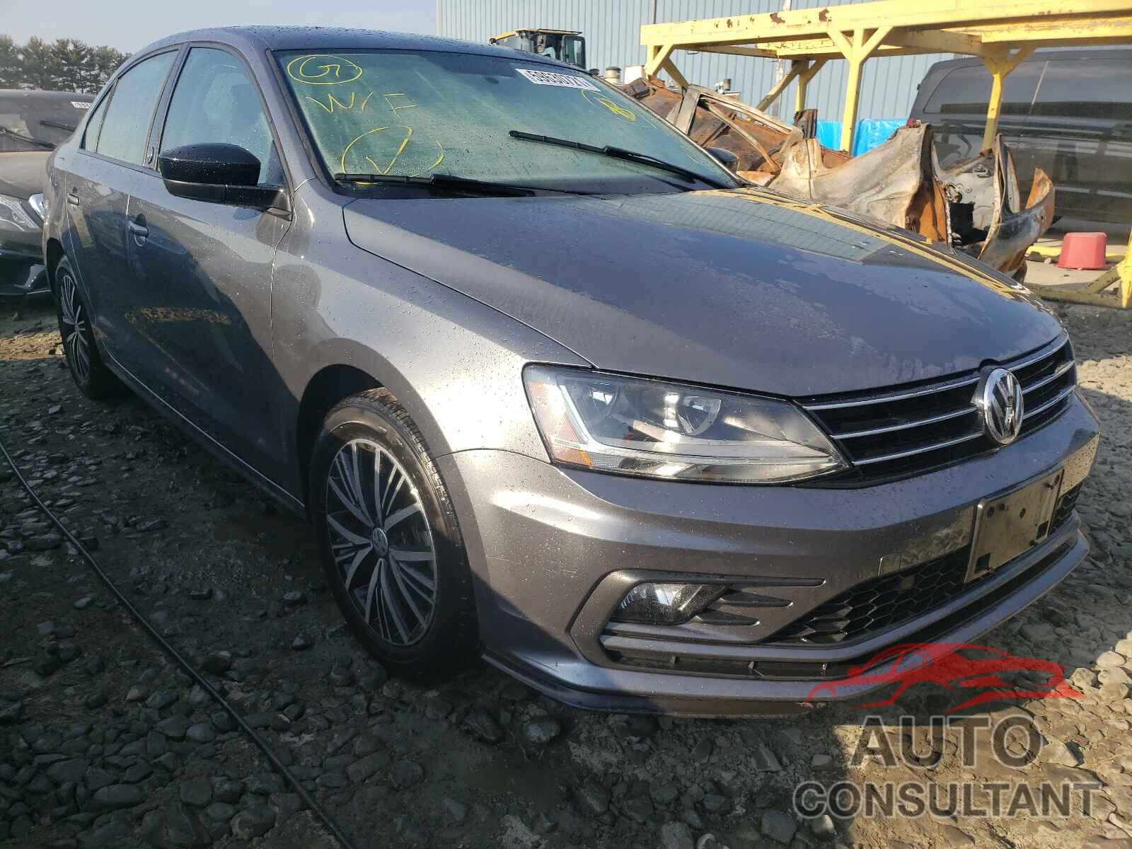 VOLKSWAGEN JETTA 2018 - 3VWDB7AJ7JM237074