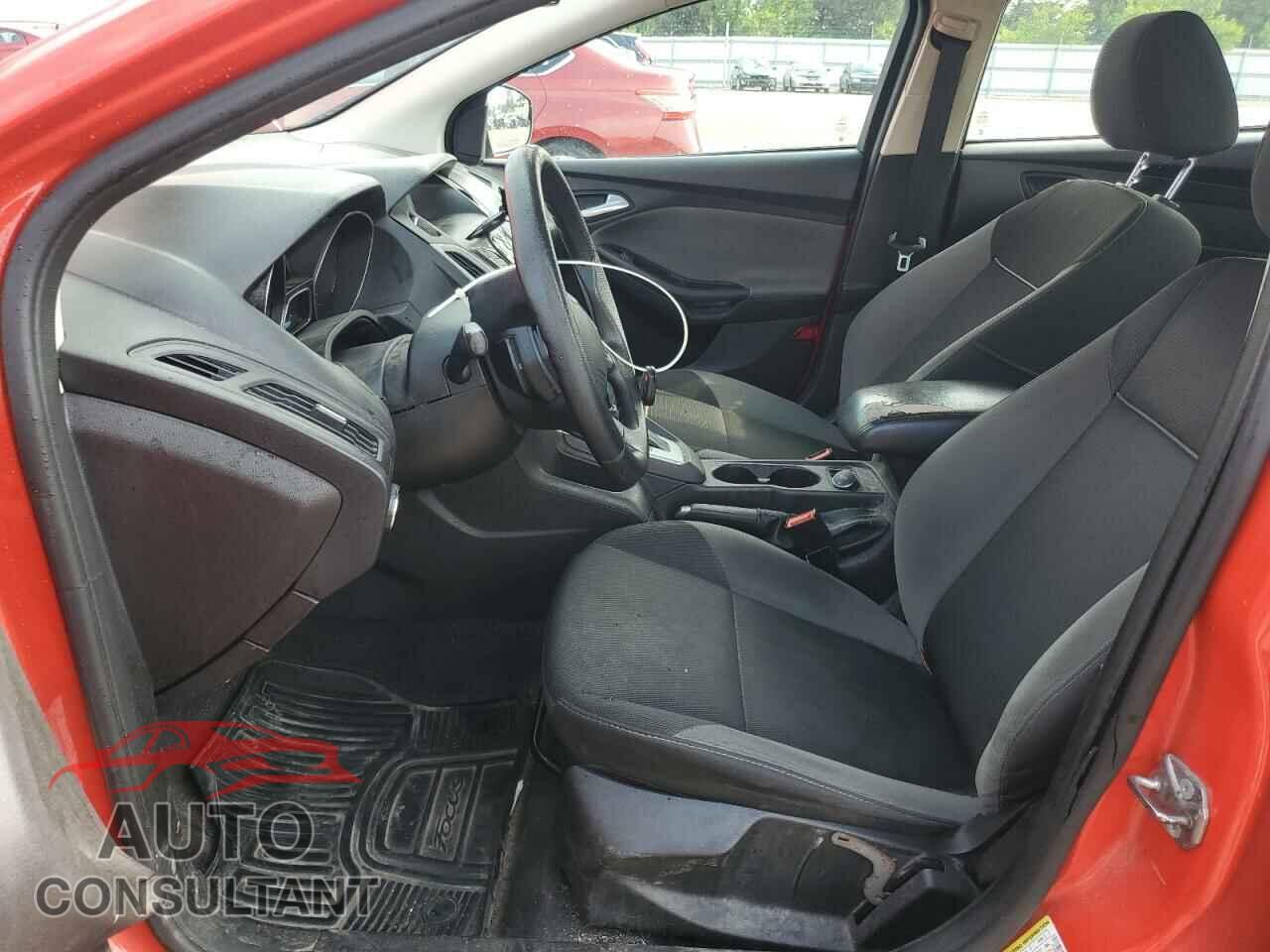 FORD FOCUS 2014 - 1FADP3F23EL411010