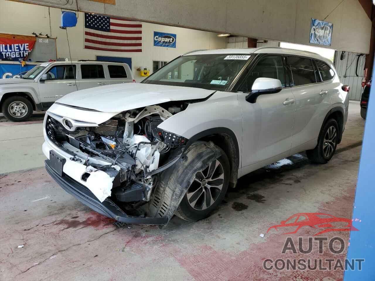 TOYOTA HIGHLANDER 2022 - 5TDHZRBH4NS179213