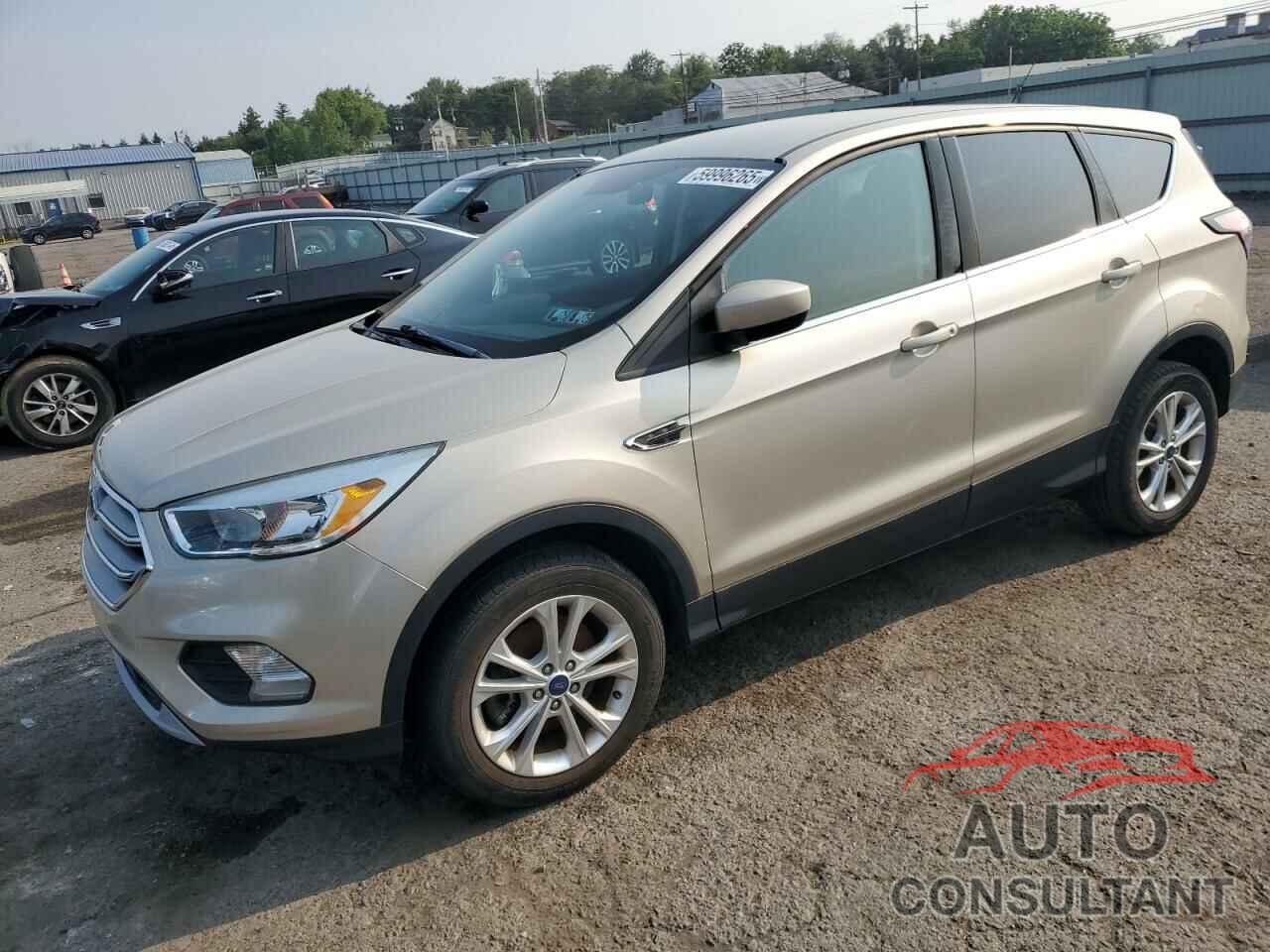 FORD ESCAPE 2017 - 1FMCU9GD7HUC71474