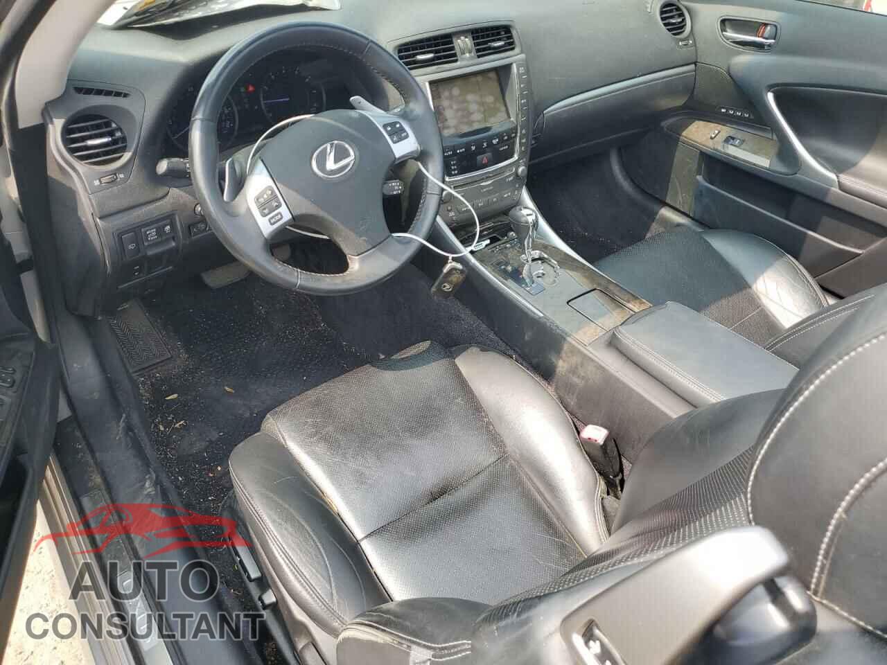 LEXUS IS 2011 - JTHFF2C29B2514971