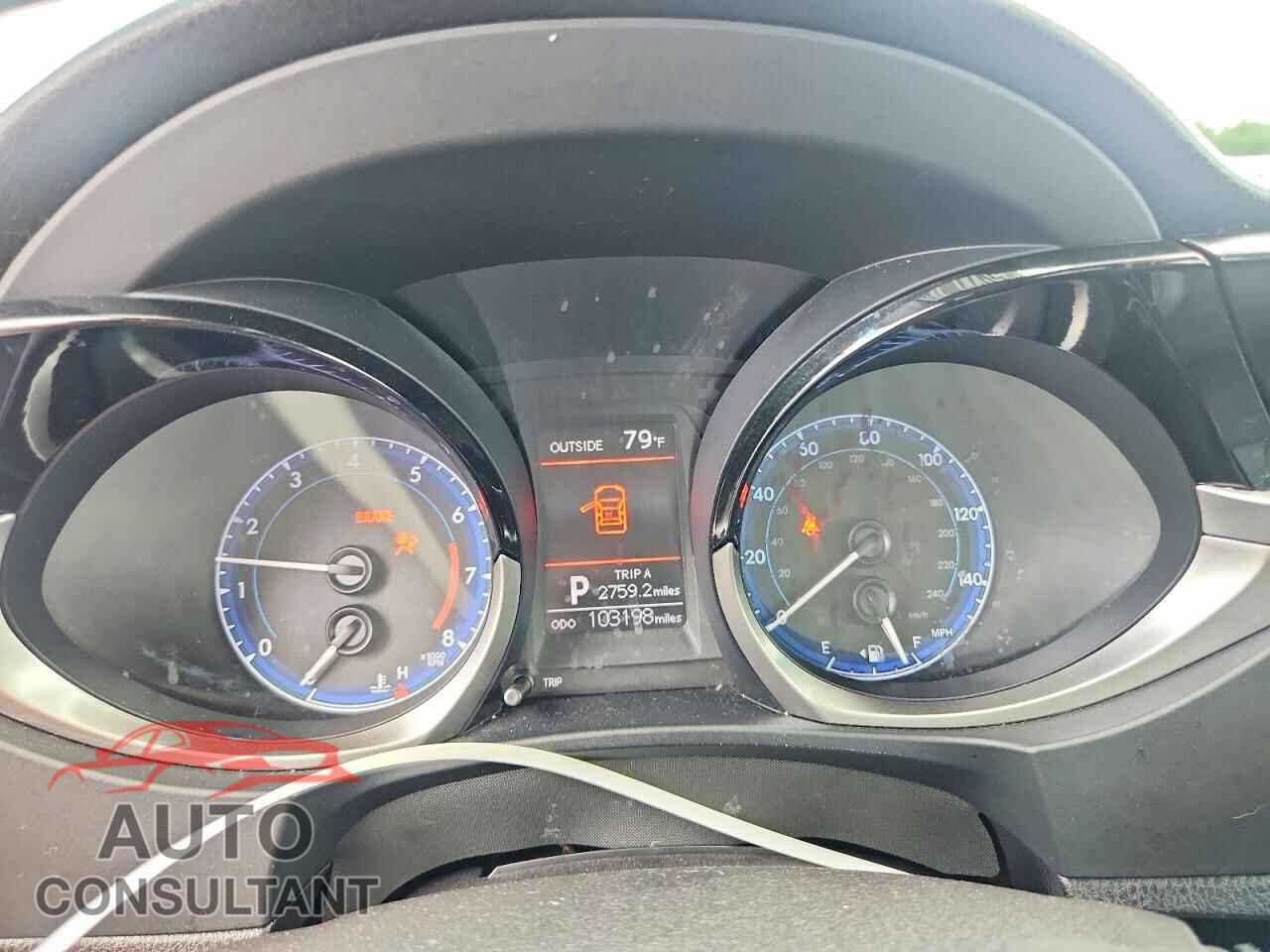 TOYOTA COROLLA 2015 - 2T1BURHEXFC306977