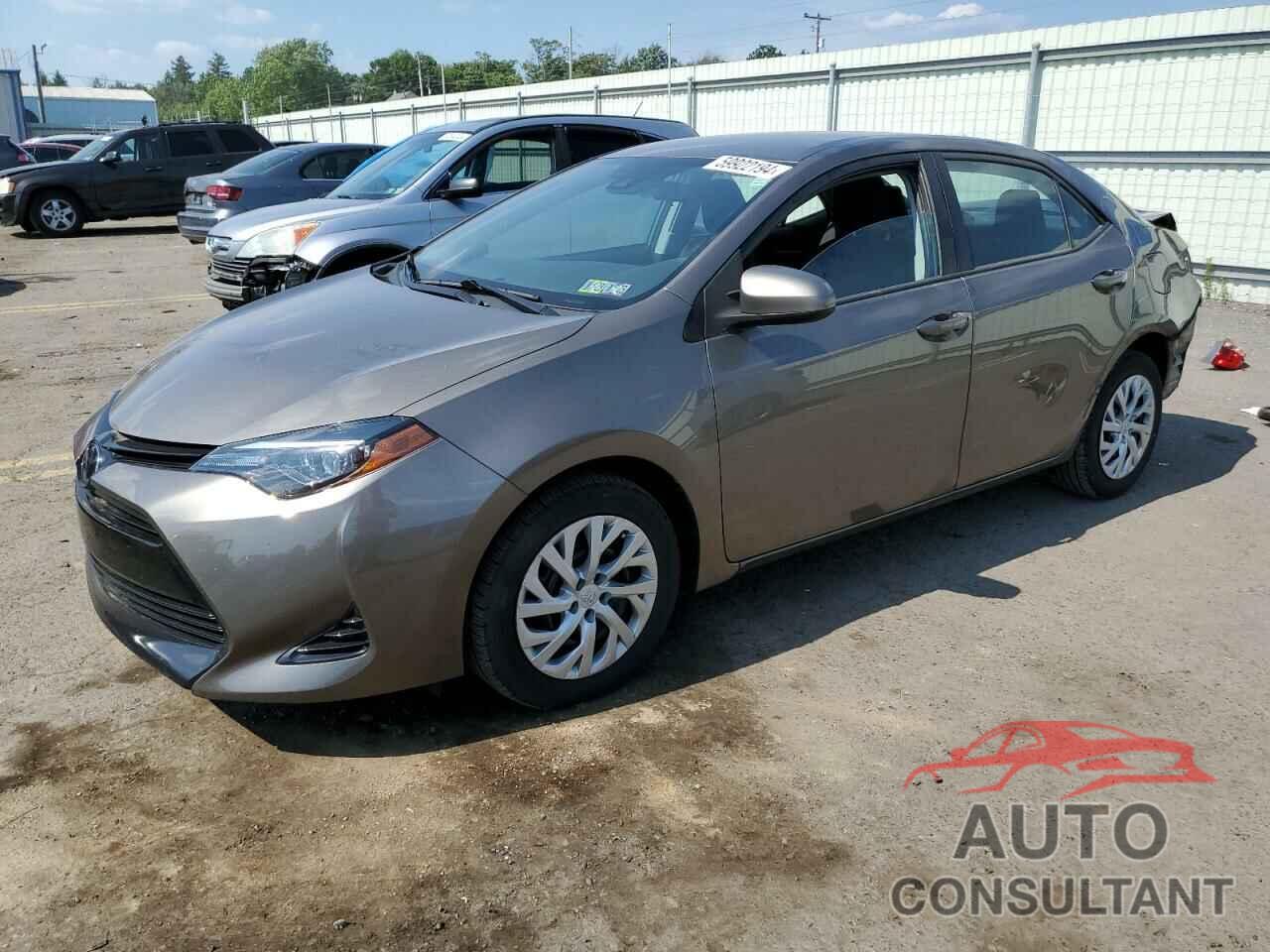 TOYOTA COROLLA 2018 - 2T1BURHE0JC052740