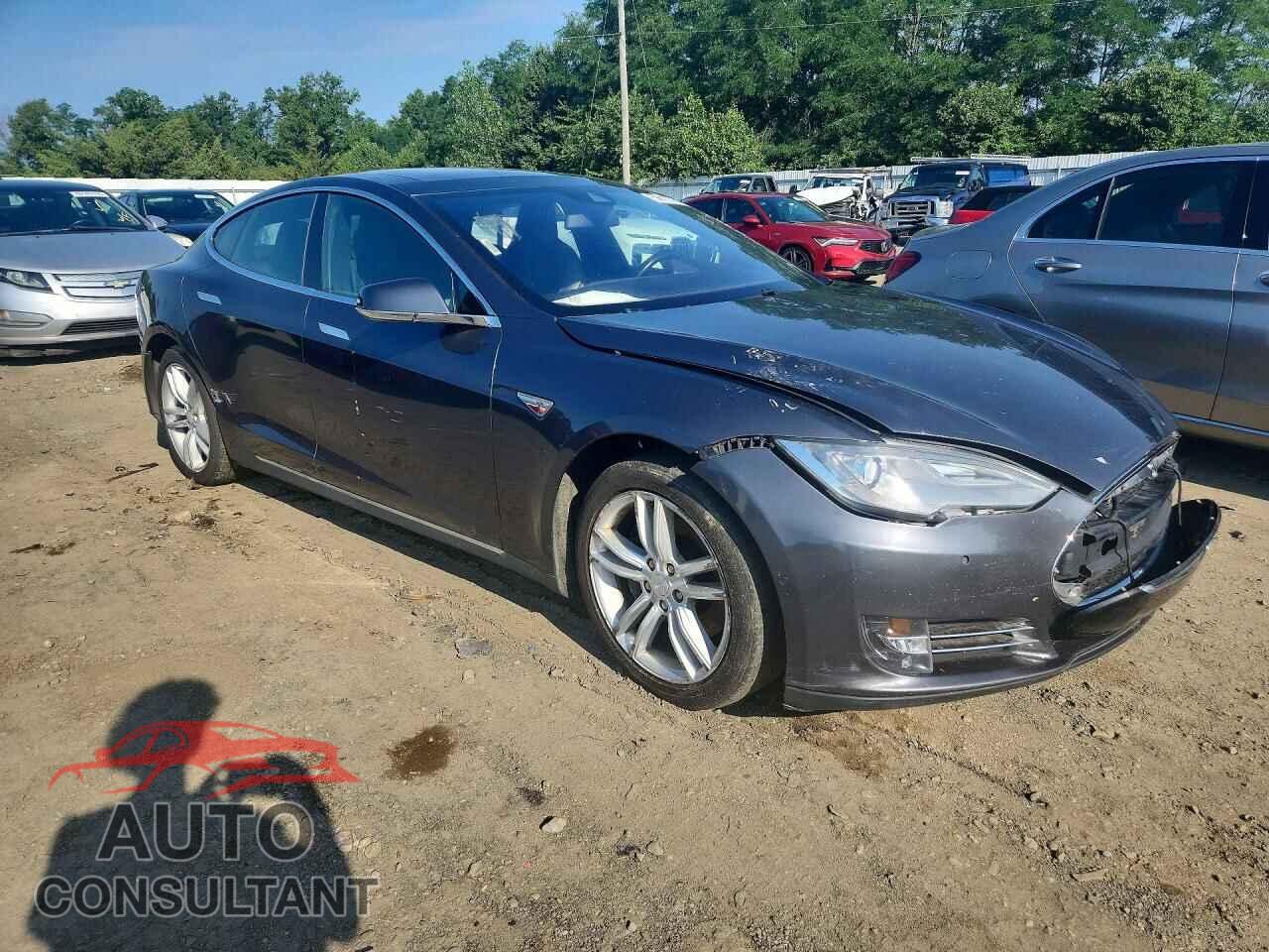 TESLA MODEL S 2016 - 5YJSA1E13GF131125