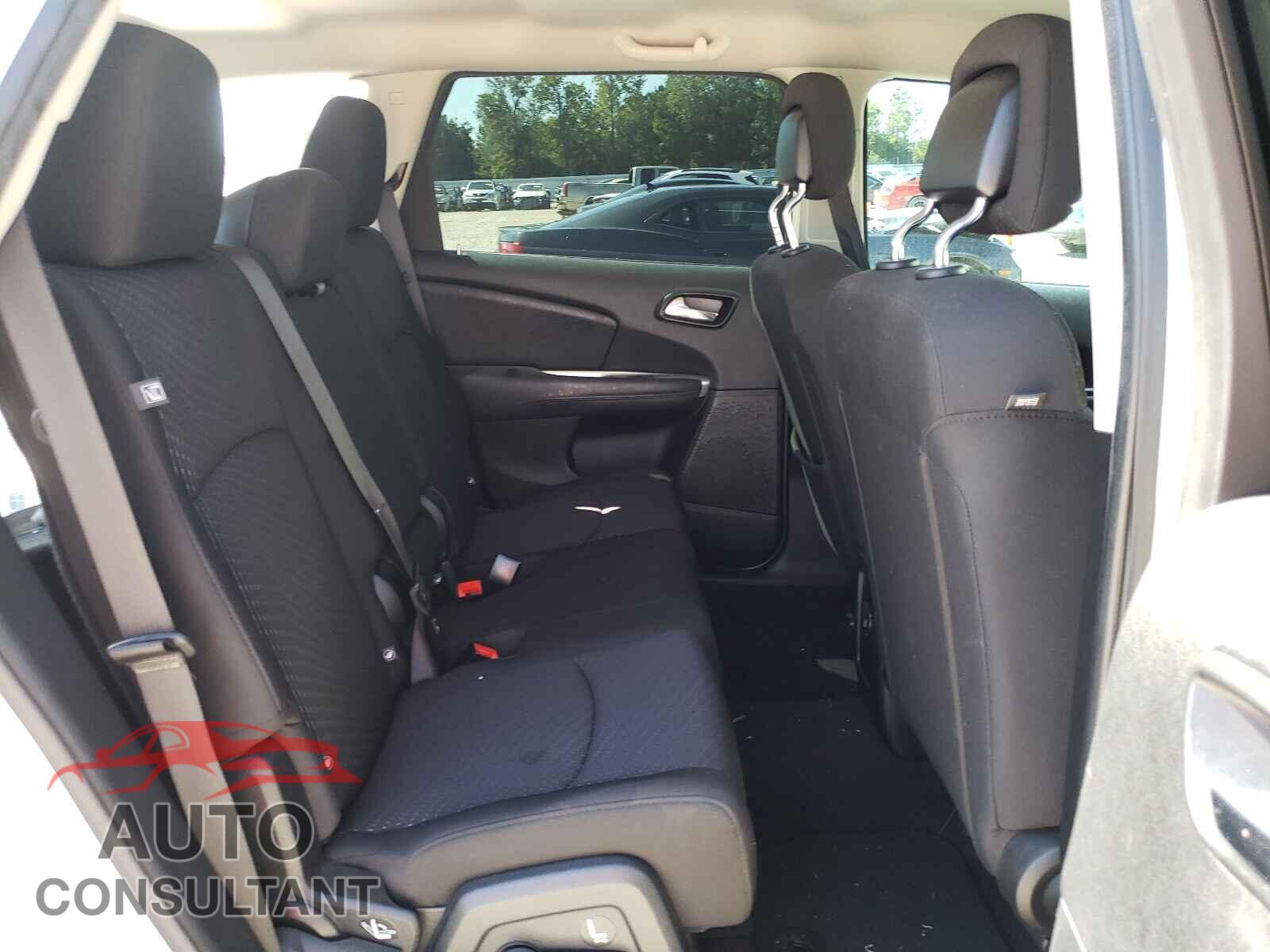 DODGE JOURNEY 2018 - 3C4PDCAB6JT218503