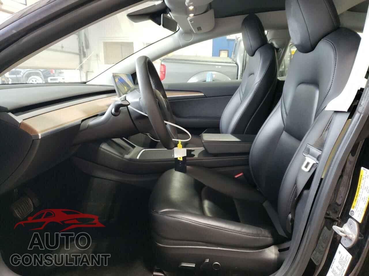 TESLA MODEL 3 2021 - 5YJ3E1EA2MF976665